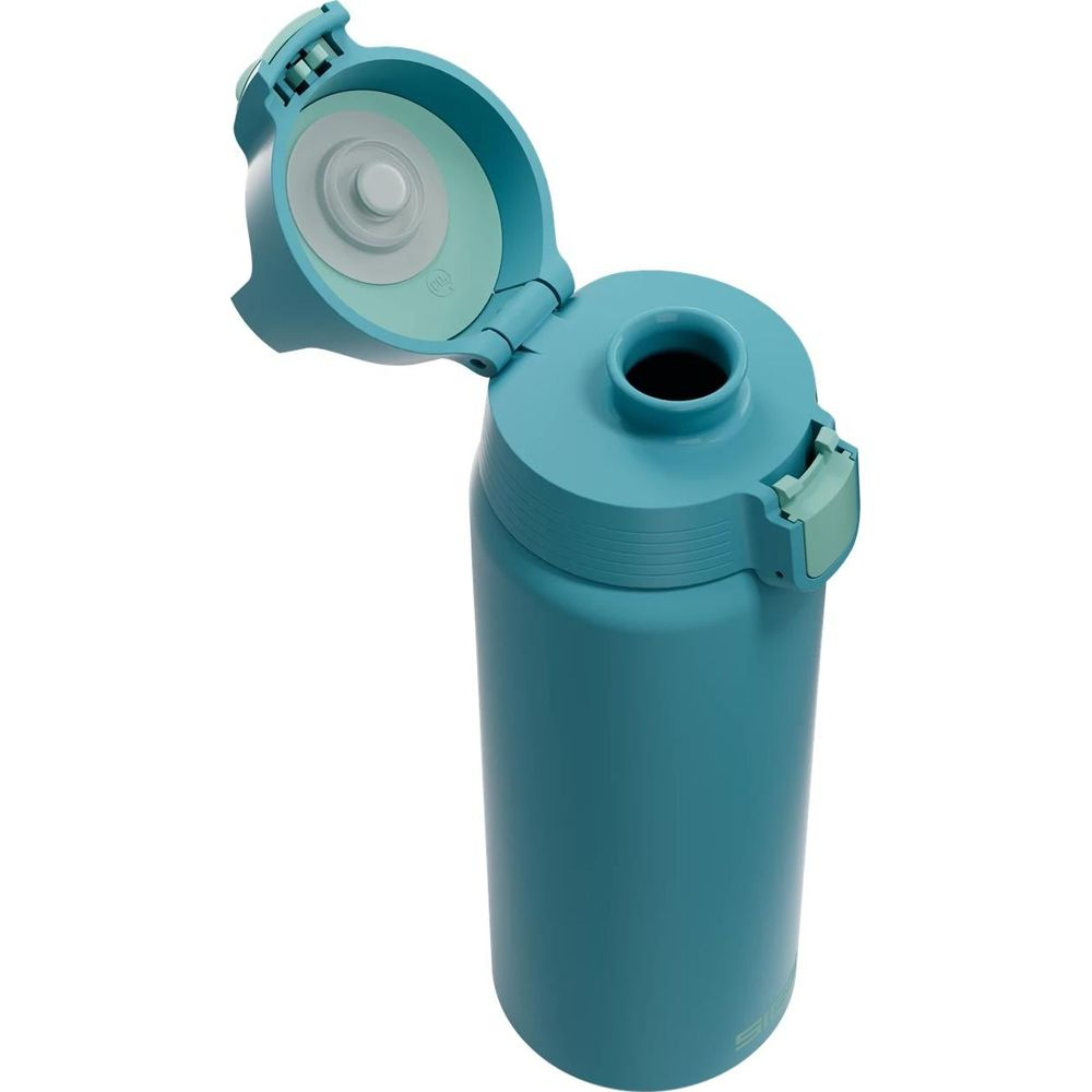 Eine türkisfarbene Wasserflasche mit offenem Deckel und einem Haken.