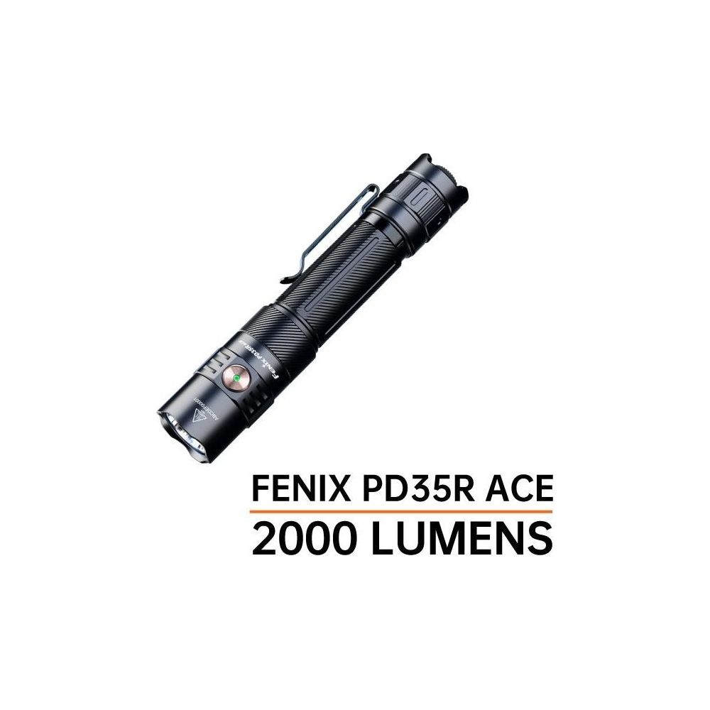 Torcia nera con clip, testo 'FENIX PD35R ACE 2000 LUMENS'.