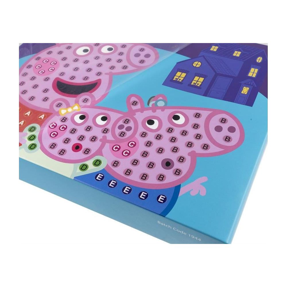 Peppa Wutz und George Wutz Malbuch mit Buchstaben und Häusern.