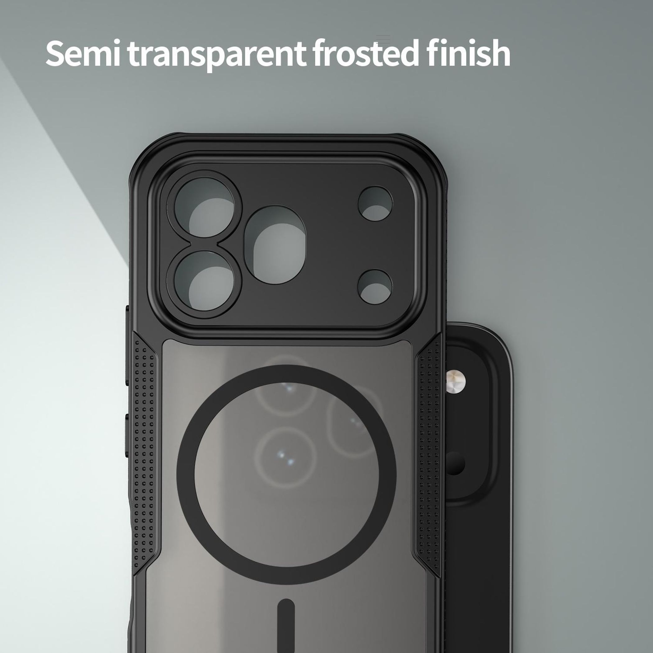 Schwarze Handyhülle mit halbtransparentem Frosted-Finish und Kameraaussparung.
