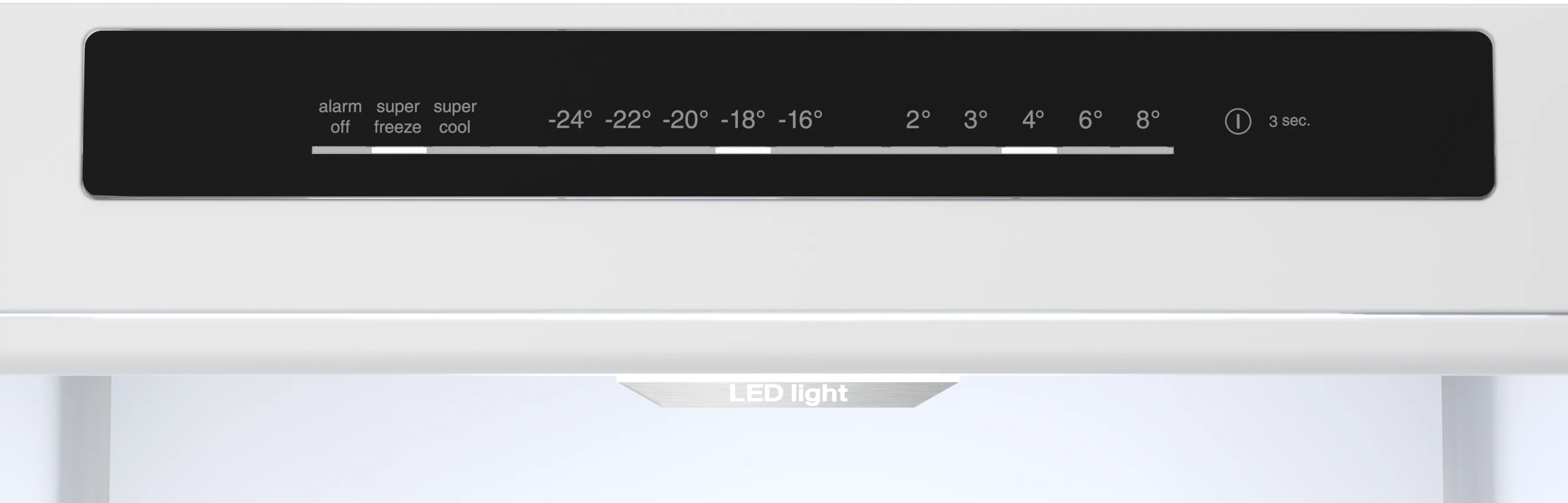 Panel de control de refrigerador con pantalla de temperatura y luz LED.