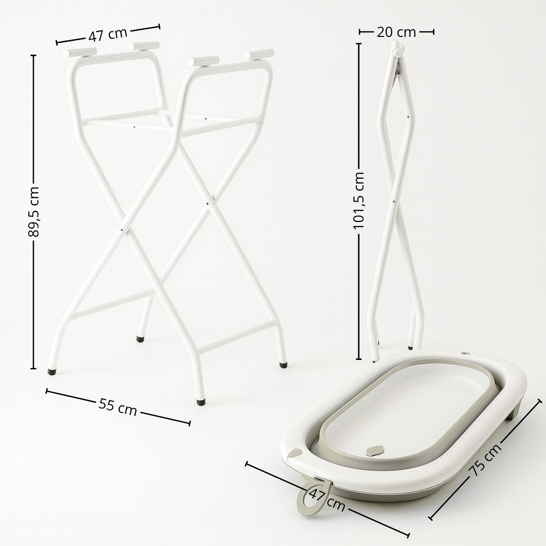 Un soporte blanco y una bañera de bebé plegable con dimensiones.