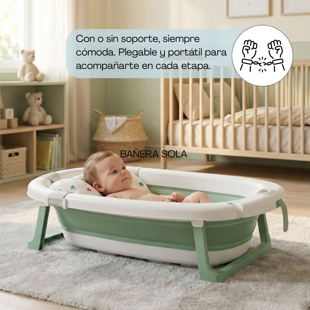 Un bebé yace en una bañera de bebé plegable en una guardería.