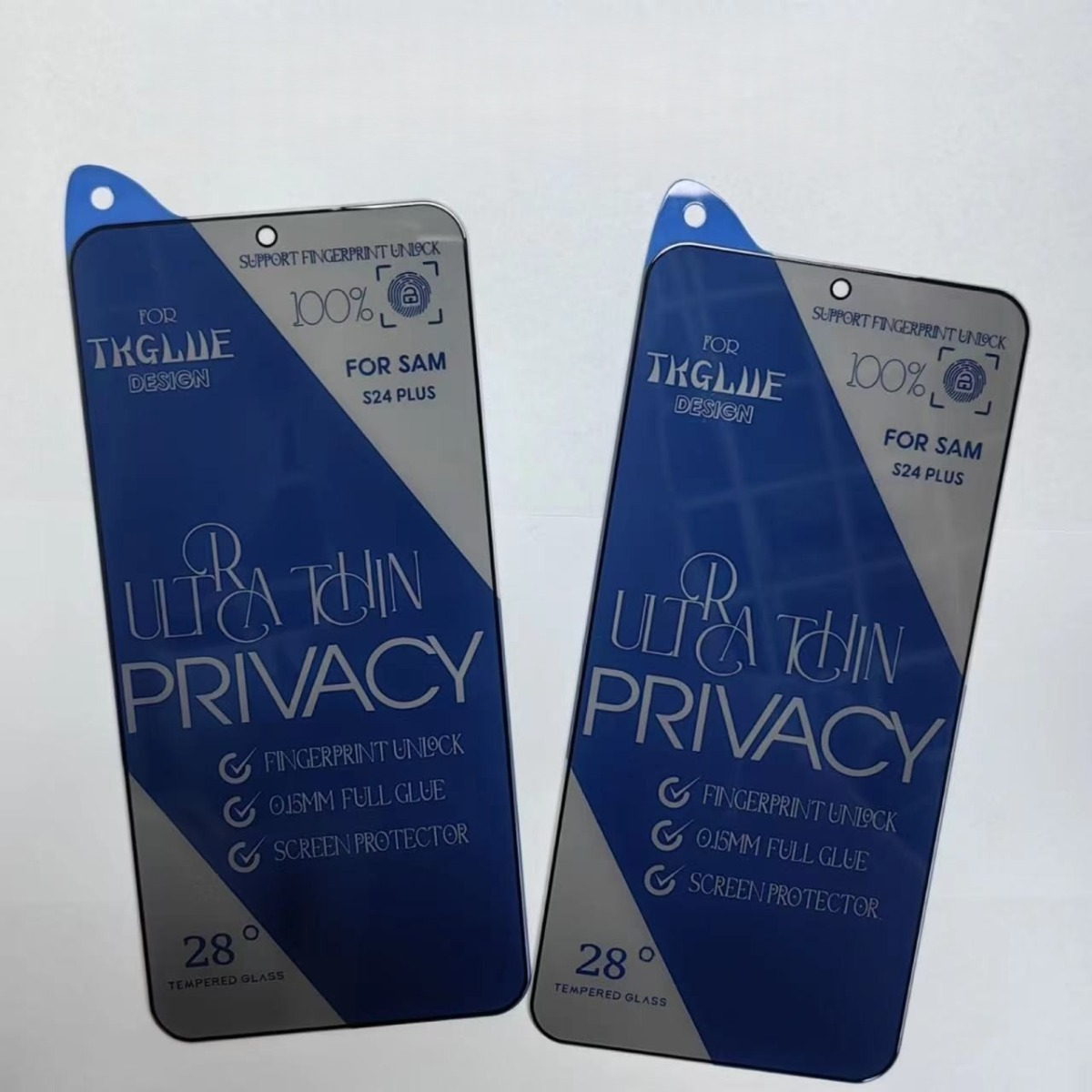 Due protezioni schermo con stampe per Samsung S24 Plus, blu e grigio.
