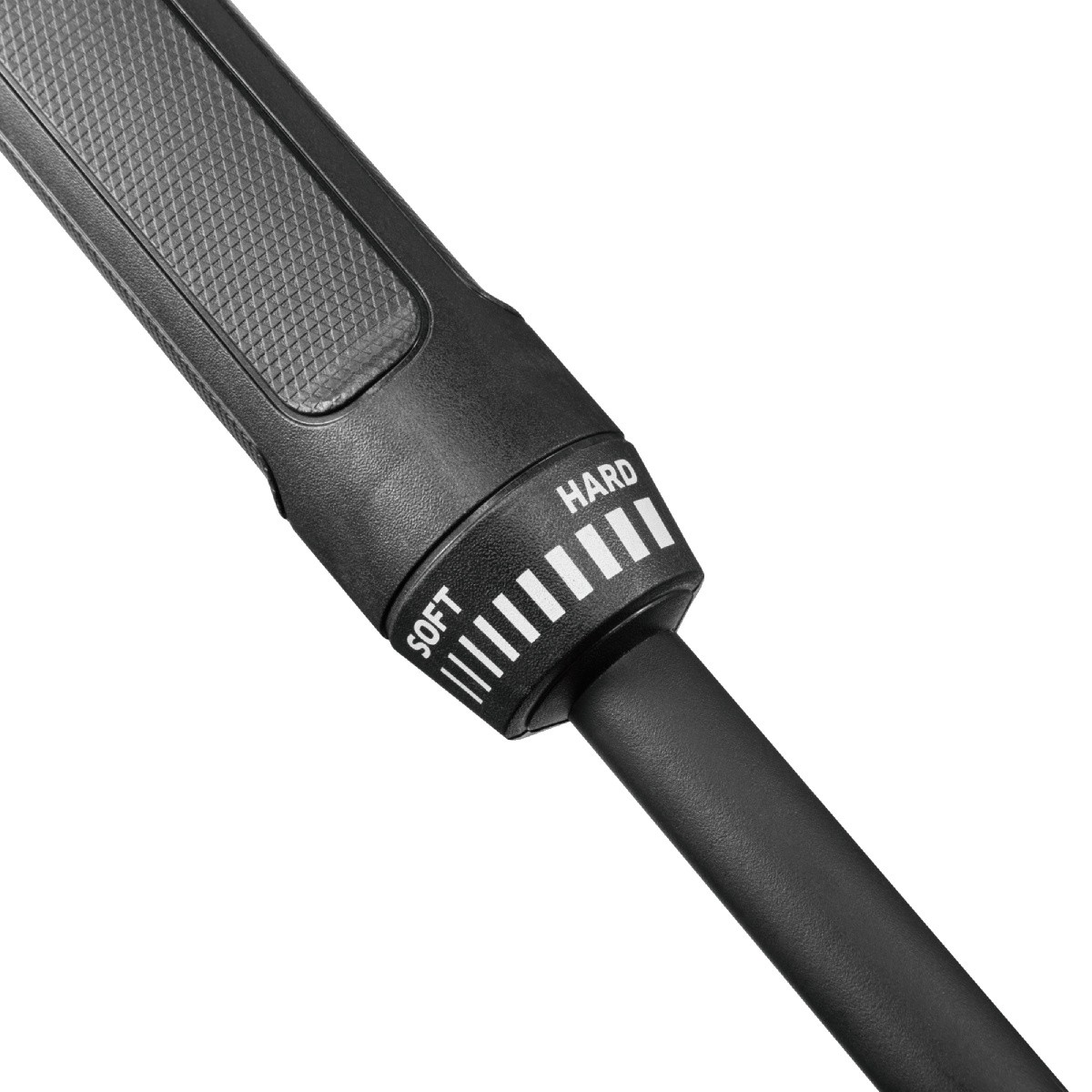 Schwarzer Griff mit Einstellring für 'SOFT' bis 'HARD' und Rillen.