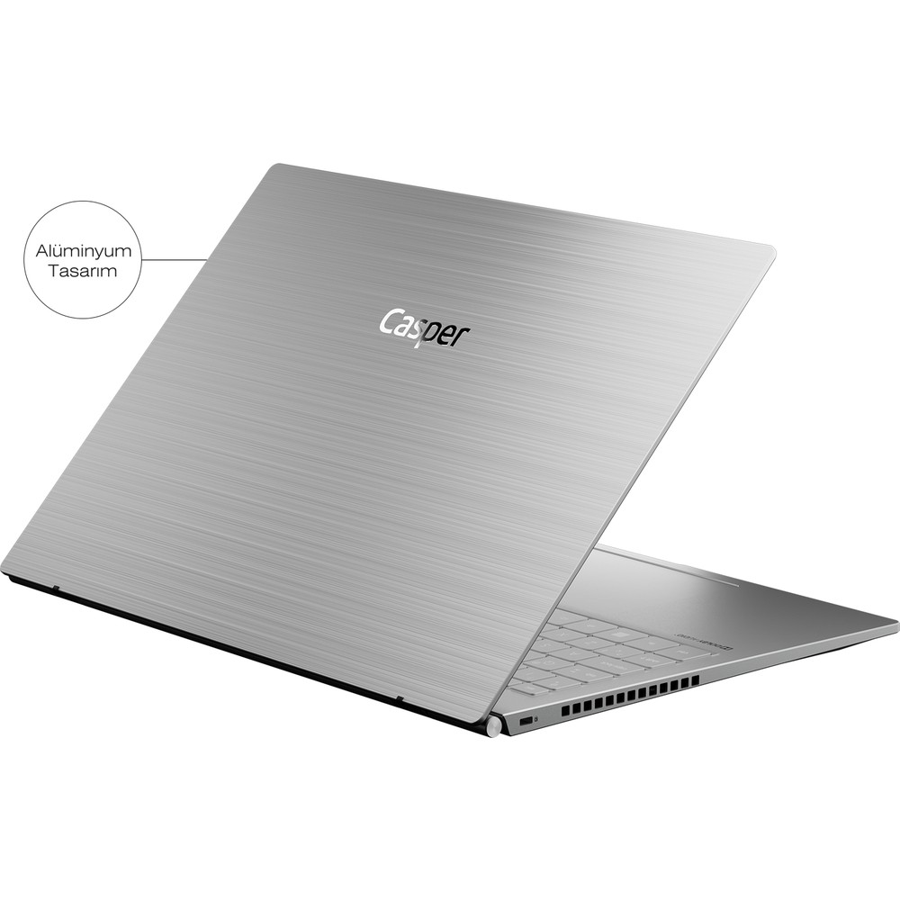 Fırçalanmış metal yüzeyli ve Casper logolu gümüş rengi laptop.