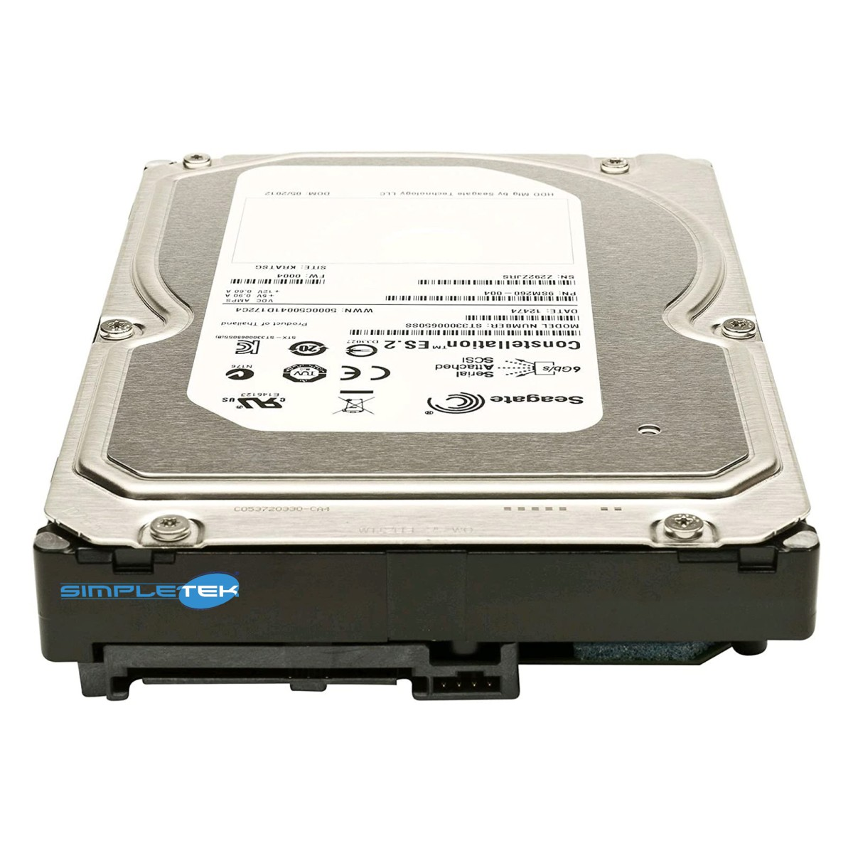Un disco rigido Seagate Constellation ES.2 con parte superiore color argento metallico e base in plastica nera, con adesivo "SIMPLETEK".