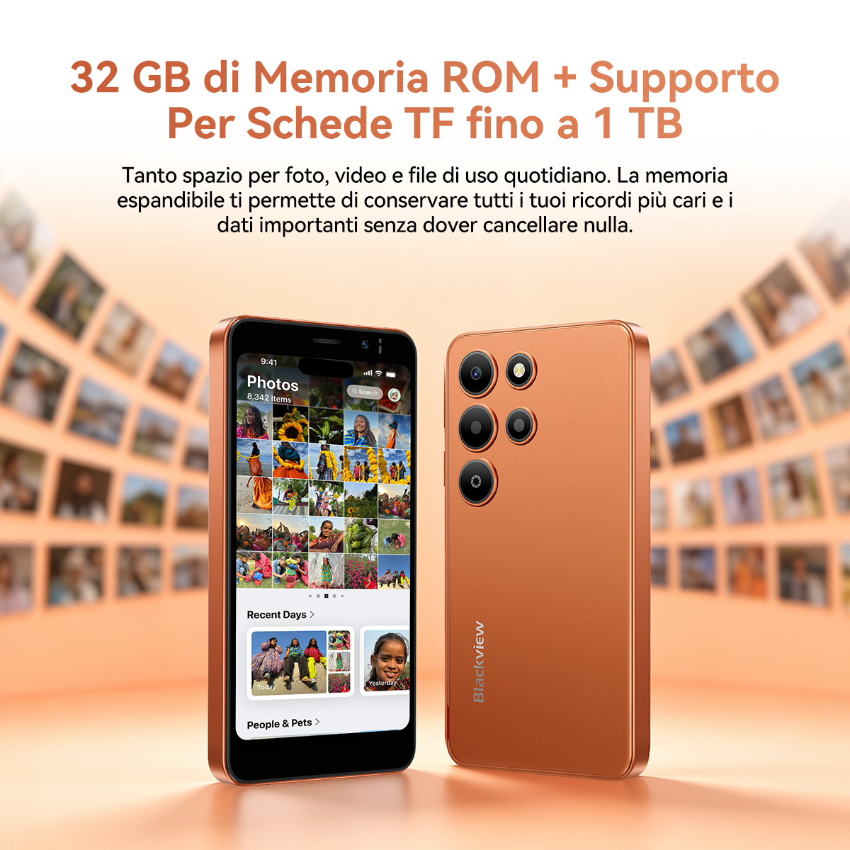 Uno smartphone arancione con tre fotocamere, mostra una galleria fotografica sullo schermo.