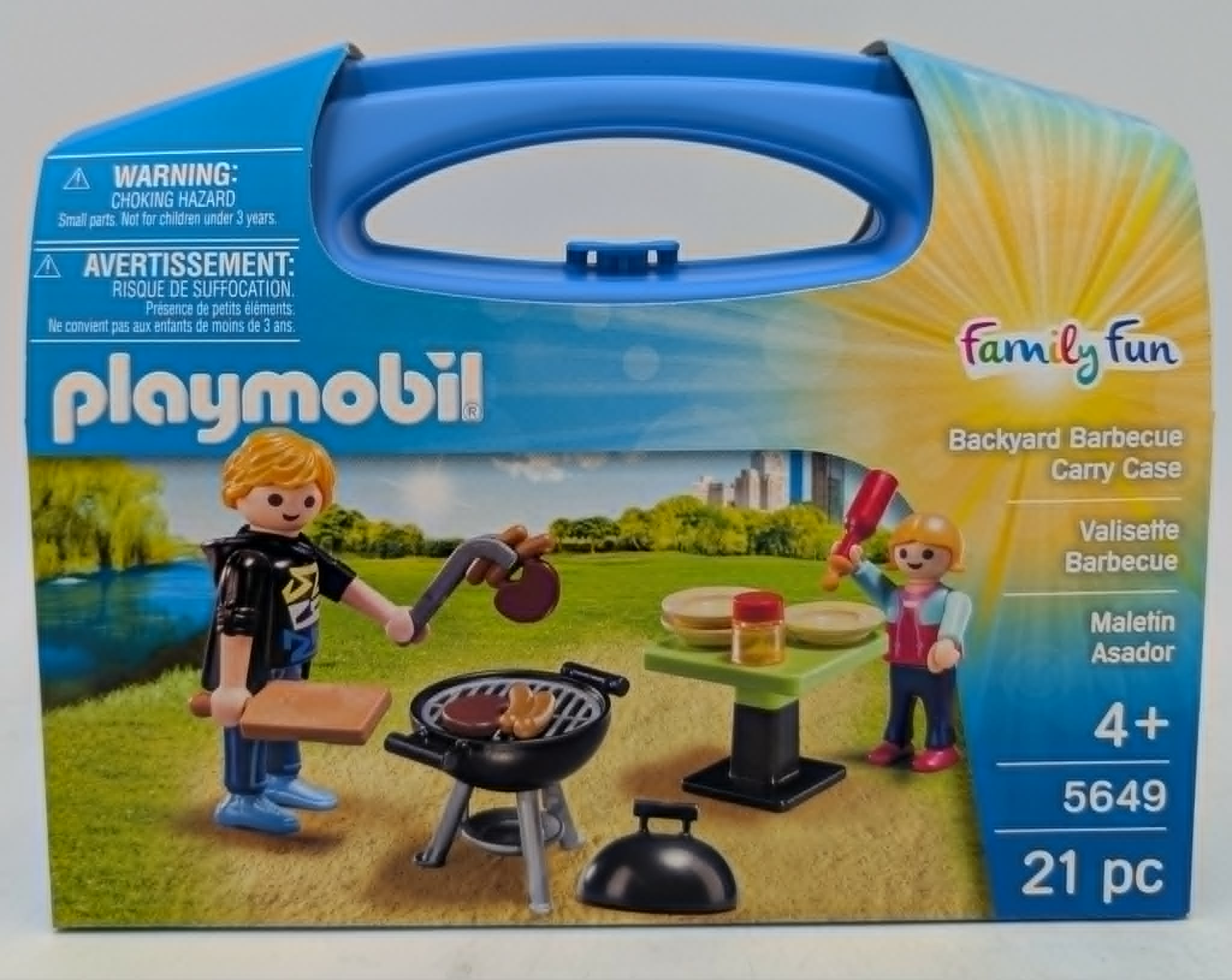 Playmobil Backyard Barbecue Set mit Figuren, Grill und Zubehör im Koffer.