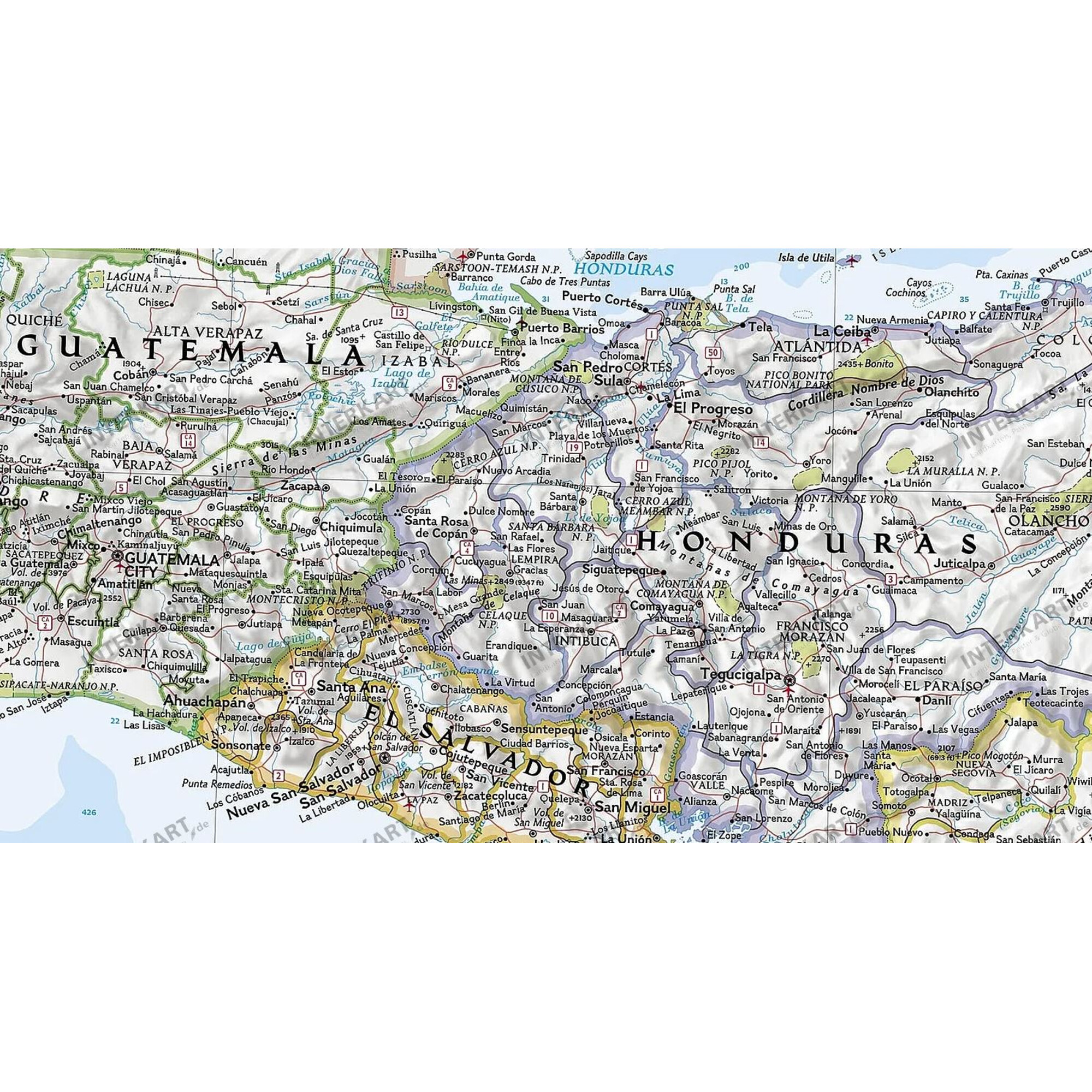 Karte von Guatemala, Belize und Honduras mit Städten, Flüssen und Nationalparks.