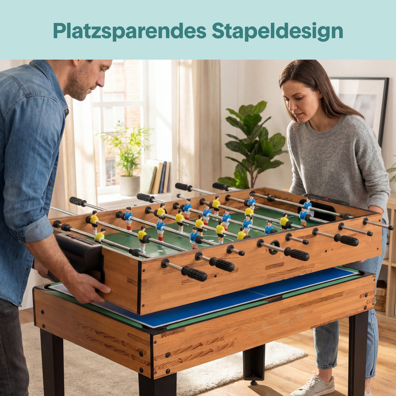 Ein Mann und eine Frau spielen Tischfußball auf einem Mehrzwecktisch im Wohnzimmer.