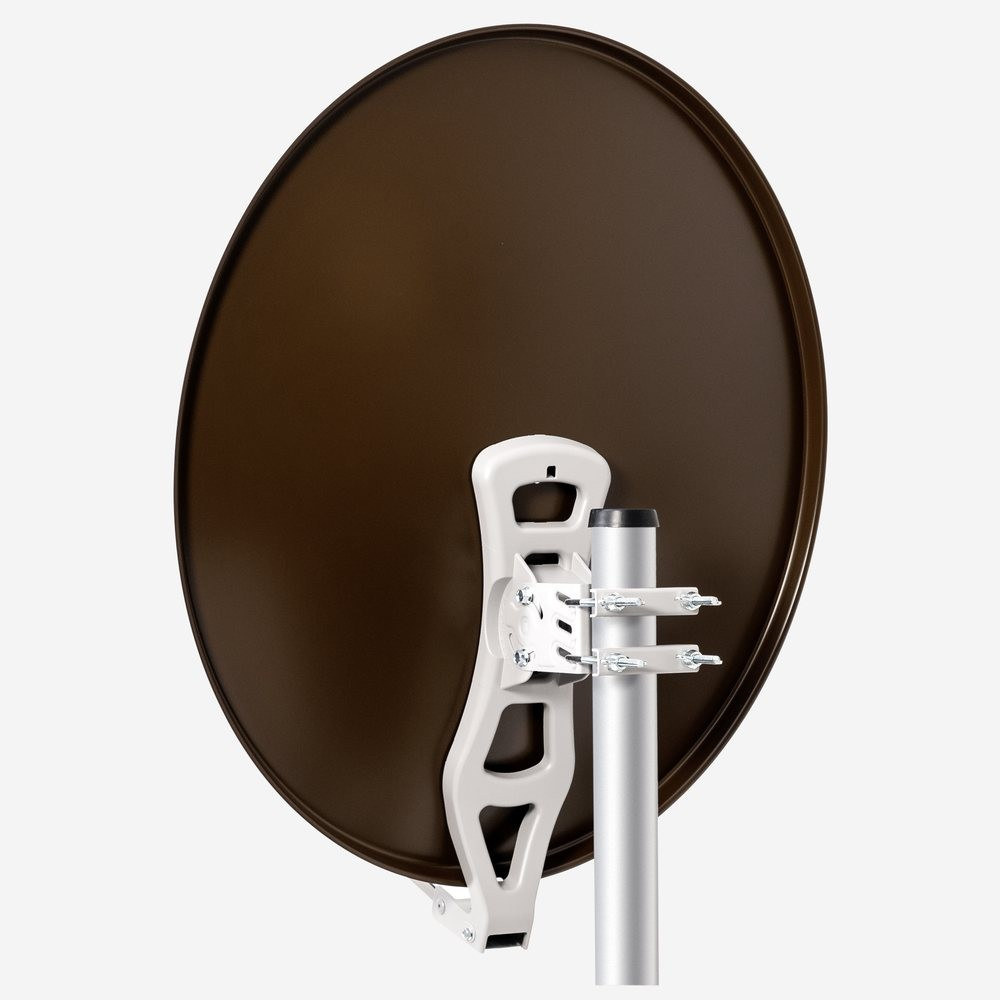 Eine braune Satellitenschüssel mit weißer Halterung an einem Metallmast.