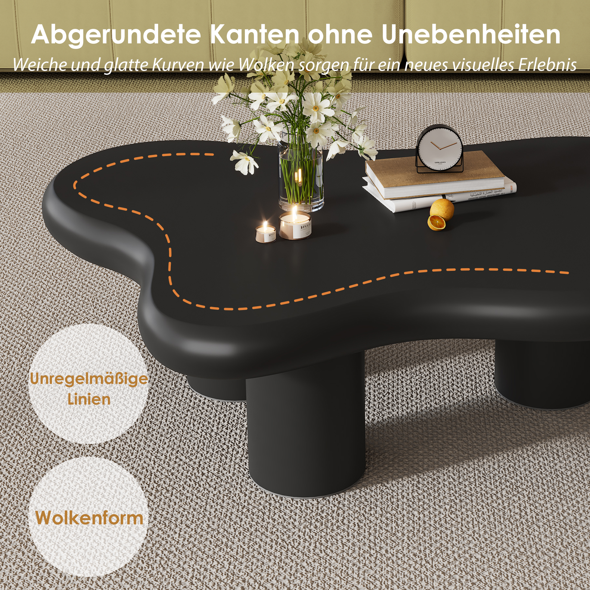 Schwarzer Couchtisch mit Blumen, Kerzen und Büchern auf Teppich.