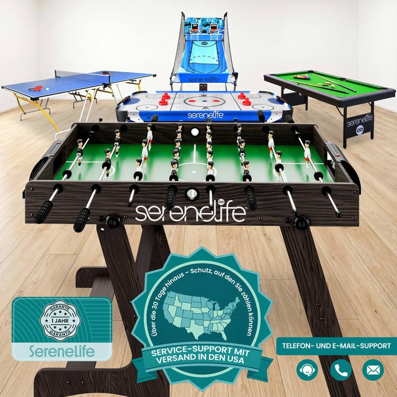 Ein Spielzimmer mit Tischfußball-, Airhockey-, Basketball- und Billardtischen.