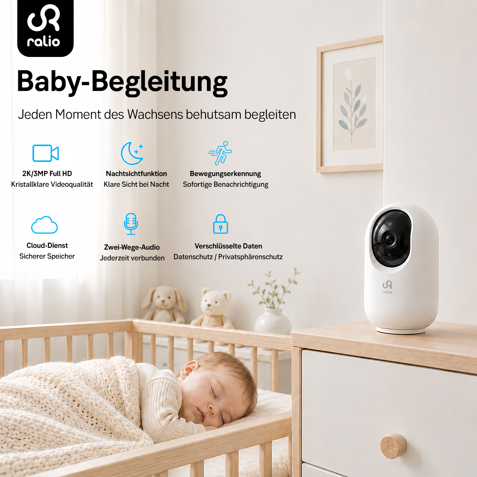 Babyphone mit Kamera im Kinderzimmer, zeigt schlafendes Baby und Babyphone.