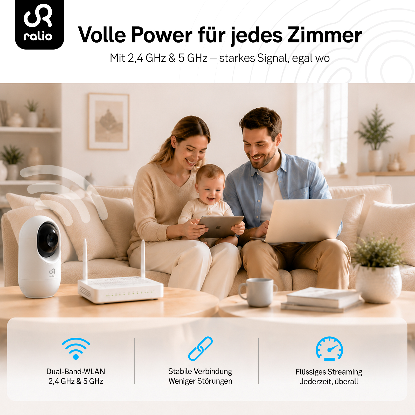 Familie mit Baby am Tisch mit WLAN-Geräten und Laptop.