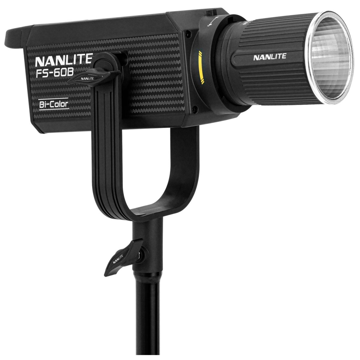 Ein schwarzer Nanlite FS-60B Bi-Color LED-Scheinwerfer auf einem Stativ, weißer Hintergrund.