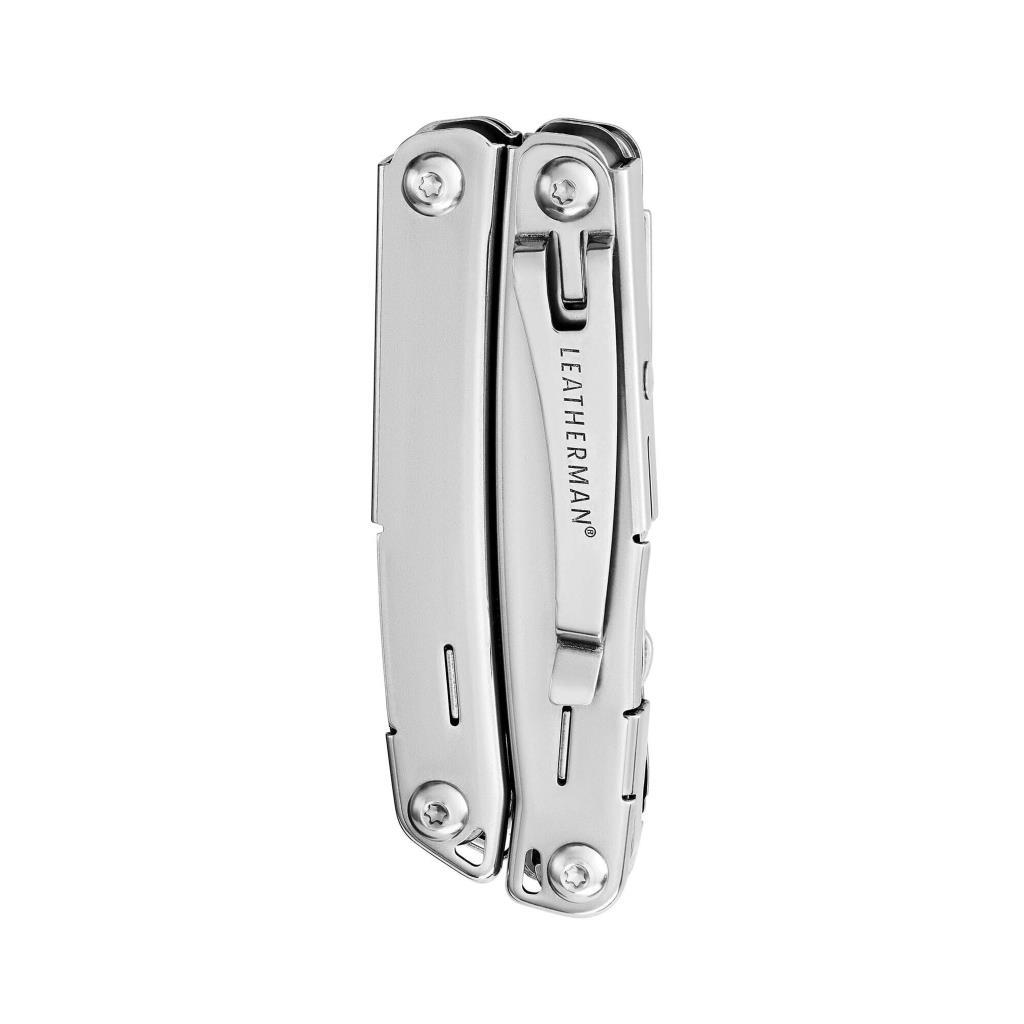 LEATHERMAN logolu kapalı gümüş çok amaçlı alet.