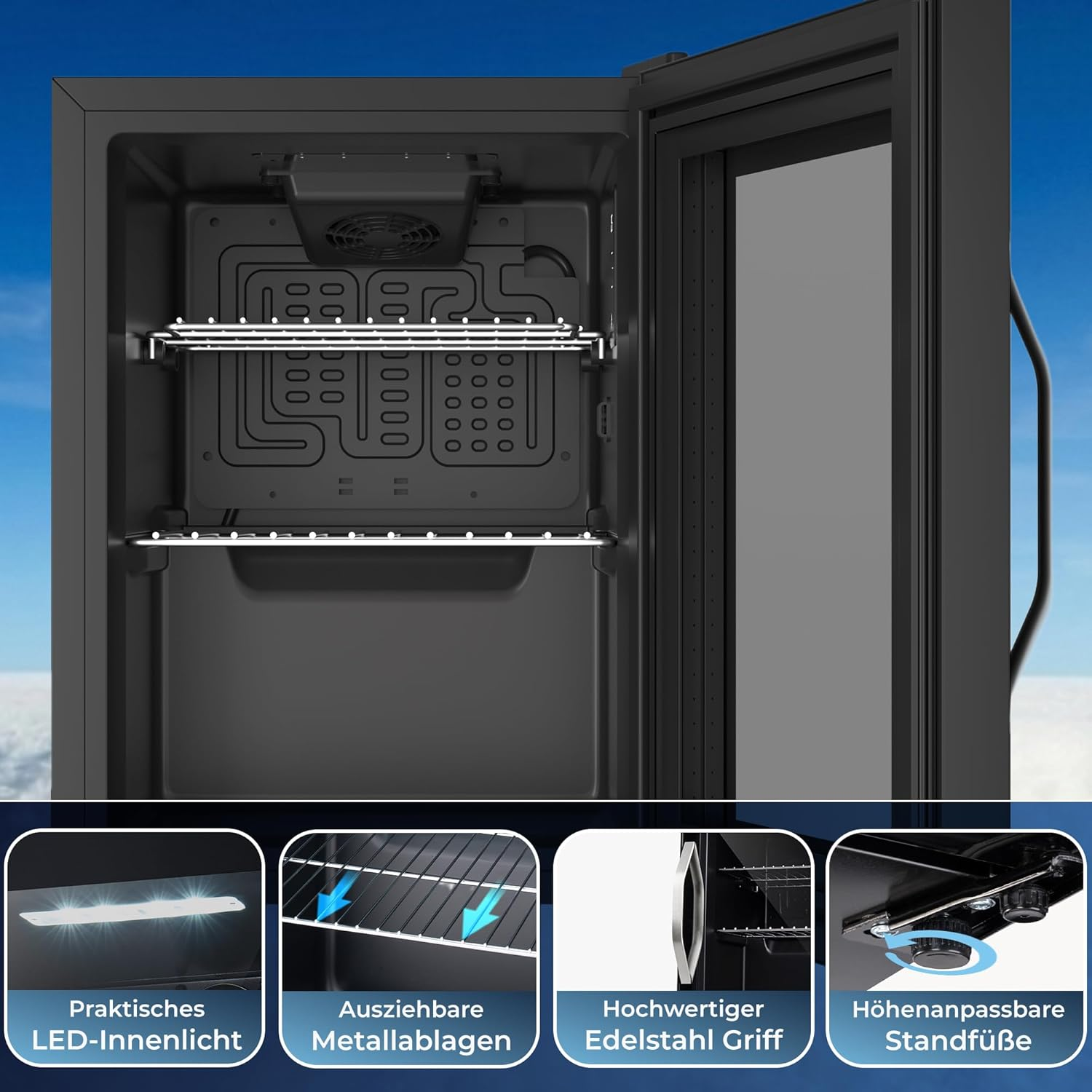 Ein schwarzer Minikühlschrank mit offener Glastür, Metallregalen, einem internen Ventilator und vier beschreibenden Einsätzen unten.