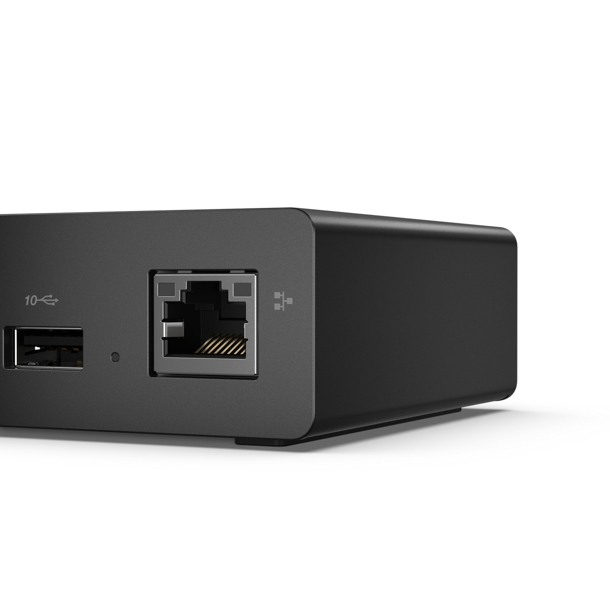Appareil rectangulaire noir avec port USB-A et Ethernet sur la face avant.