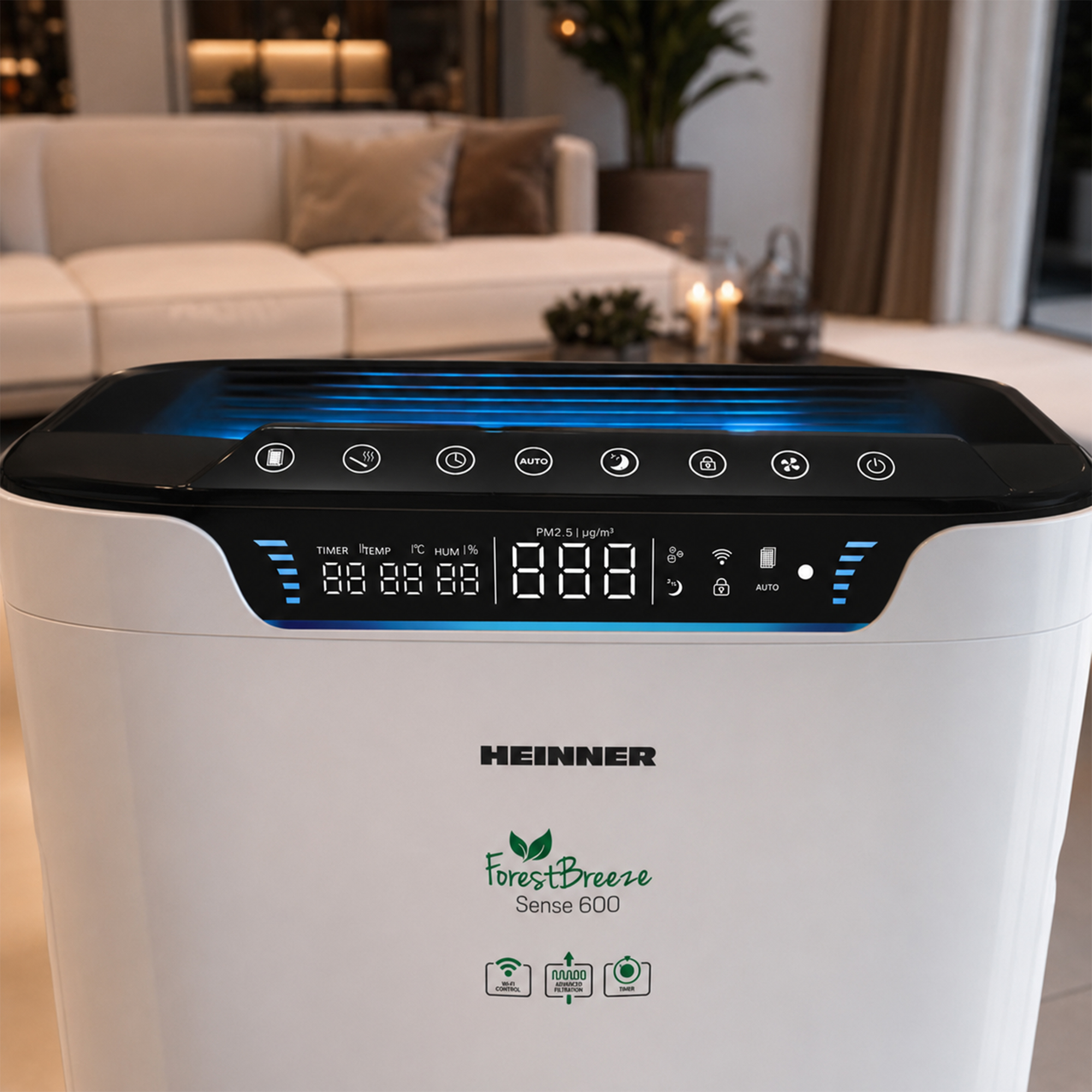 Un purificateur d'air HEINNER blanc avec écran numérique et lumières bleues.