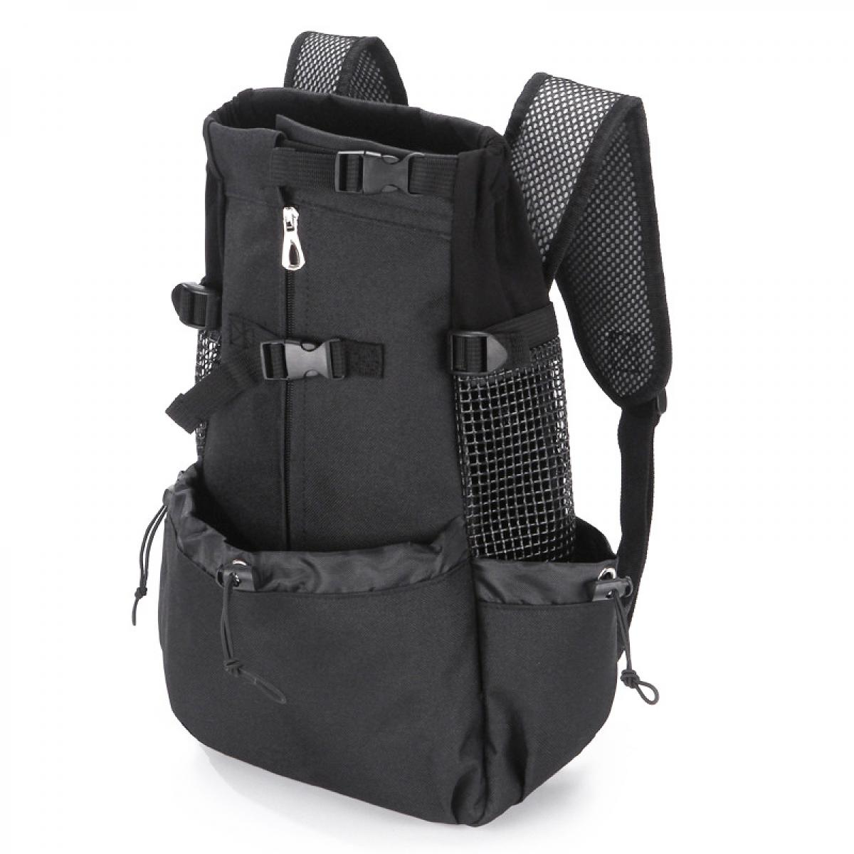 Ein schwarzer Haustierträger-Rucksack mit Netzriemen und Seitentaschen, mit Schnallen und Reißverschluss auf weißem Hintergrund.