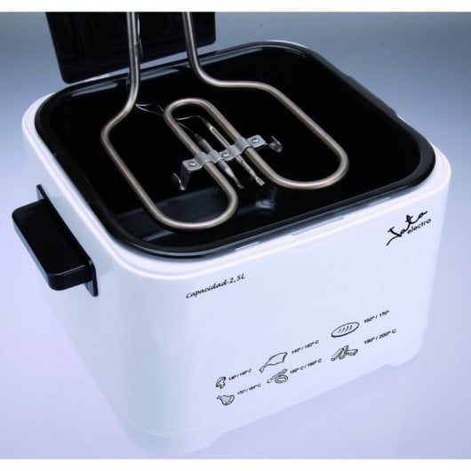 Freidora blanca con interior negro y elemento calefactor plateado. Capacidad 2,5L.