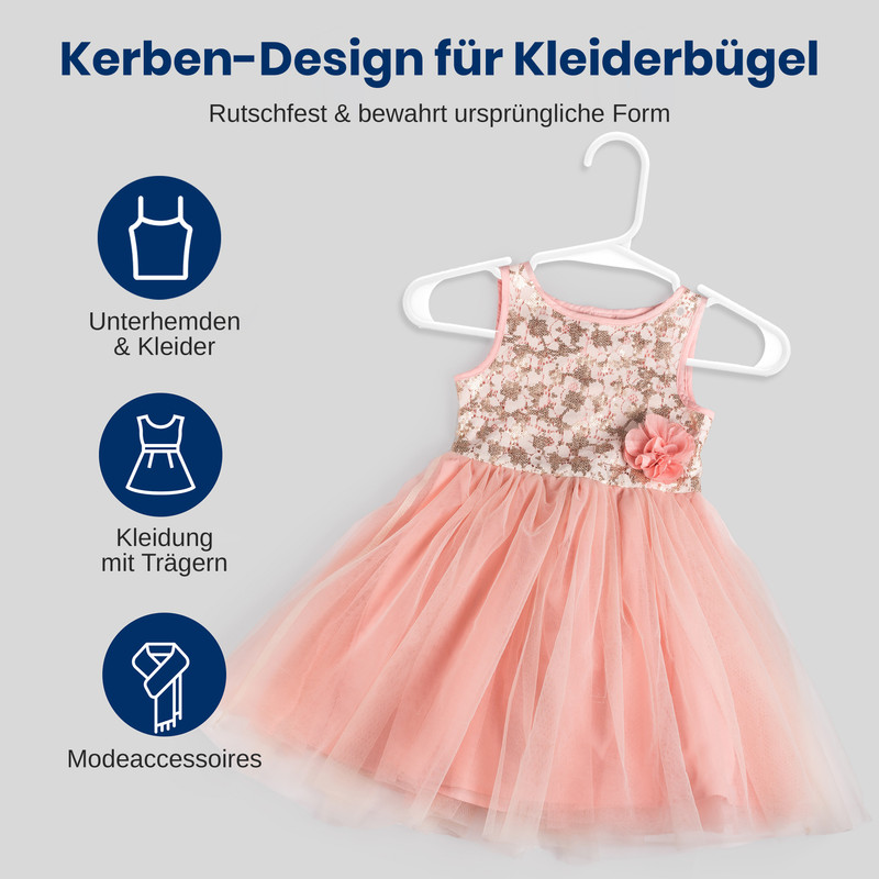Ein rosa Tüllkleid mit Paillettenoberteil hängt an einem weißen Kleiderbügel.