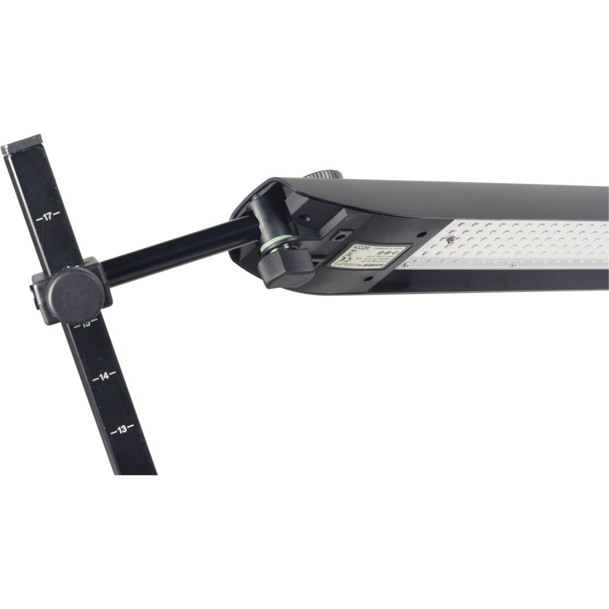 Ein schwarzer Lampenarm mit Skala und ein LED-Lichtbalken auf weißem Hintergrund.
