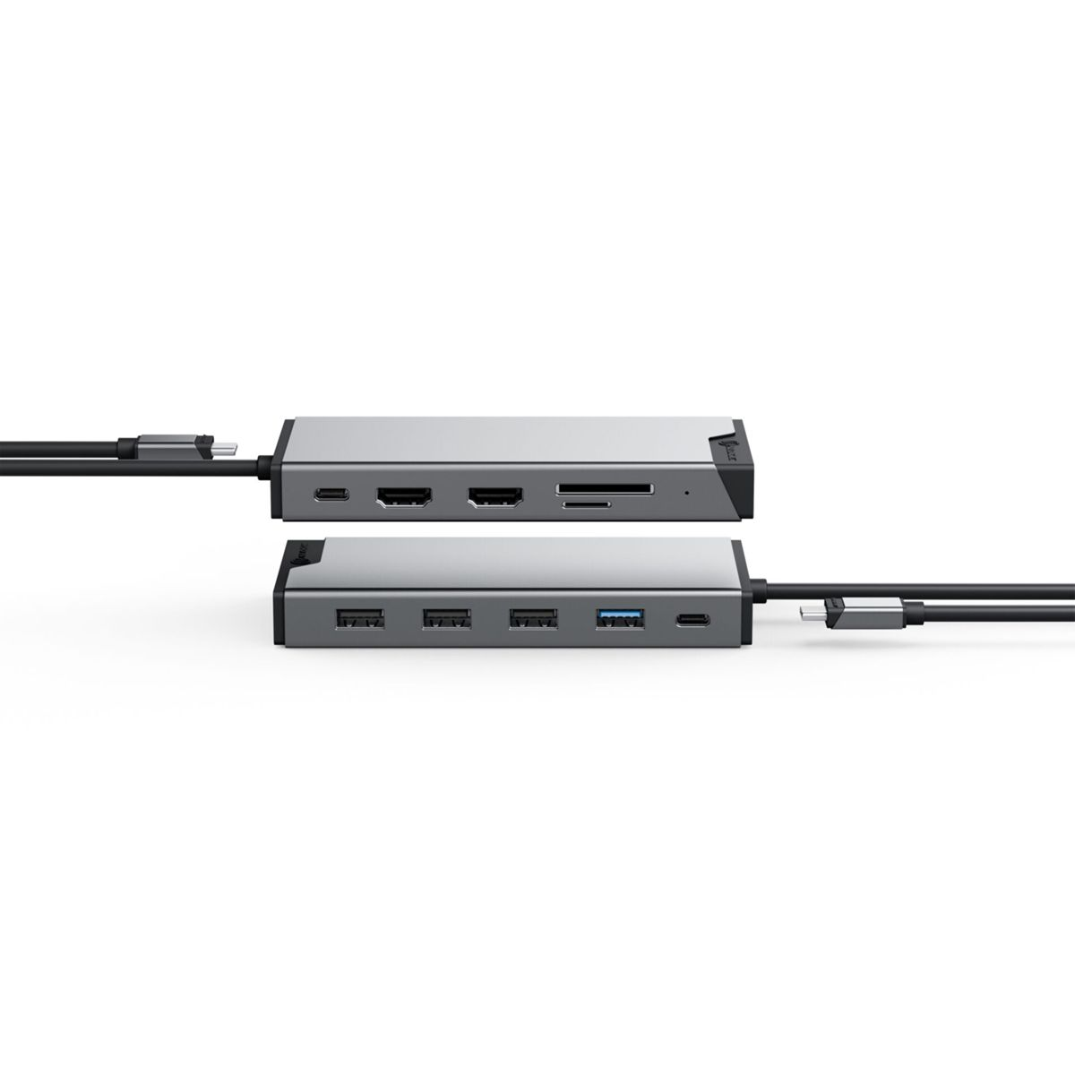Deux hubs USB-C argentés avec ports, côte à côte sur fond blanc.