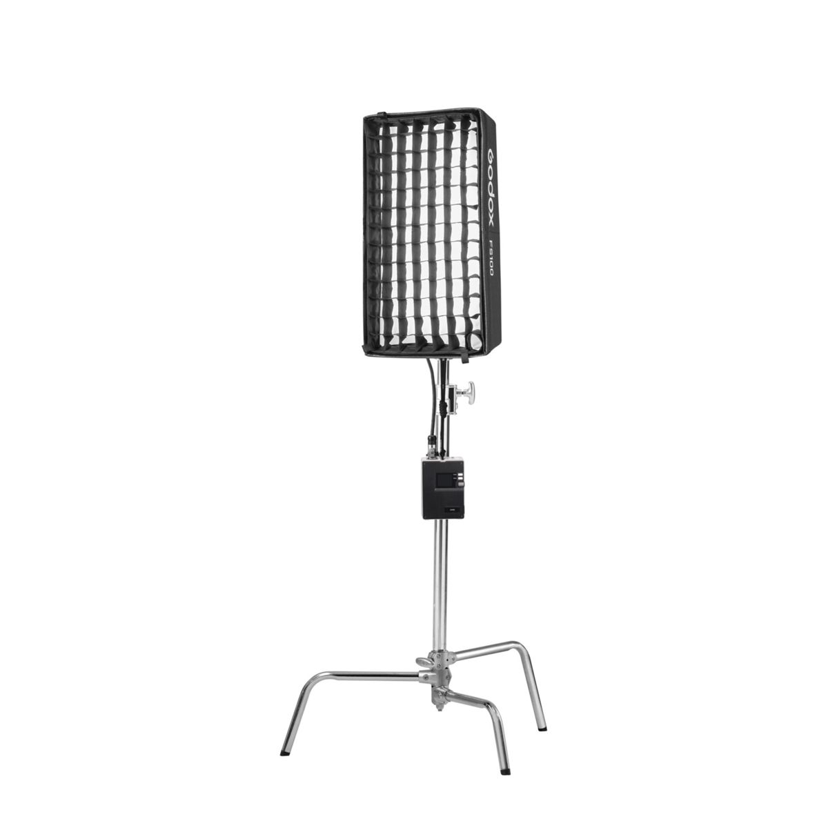 Ein rechteckiger Lichtformer mit Wabenmuster auf einem C-Stativ, Studioausrüstung.