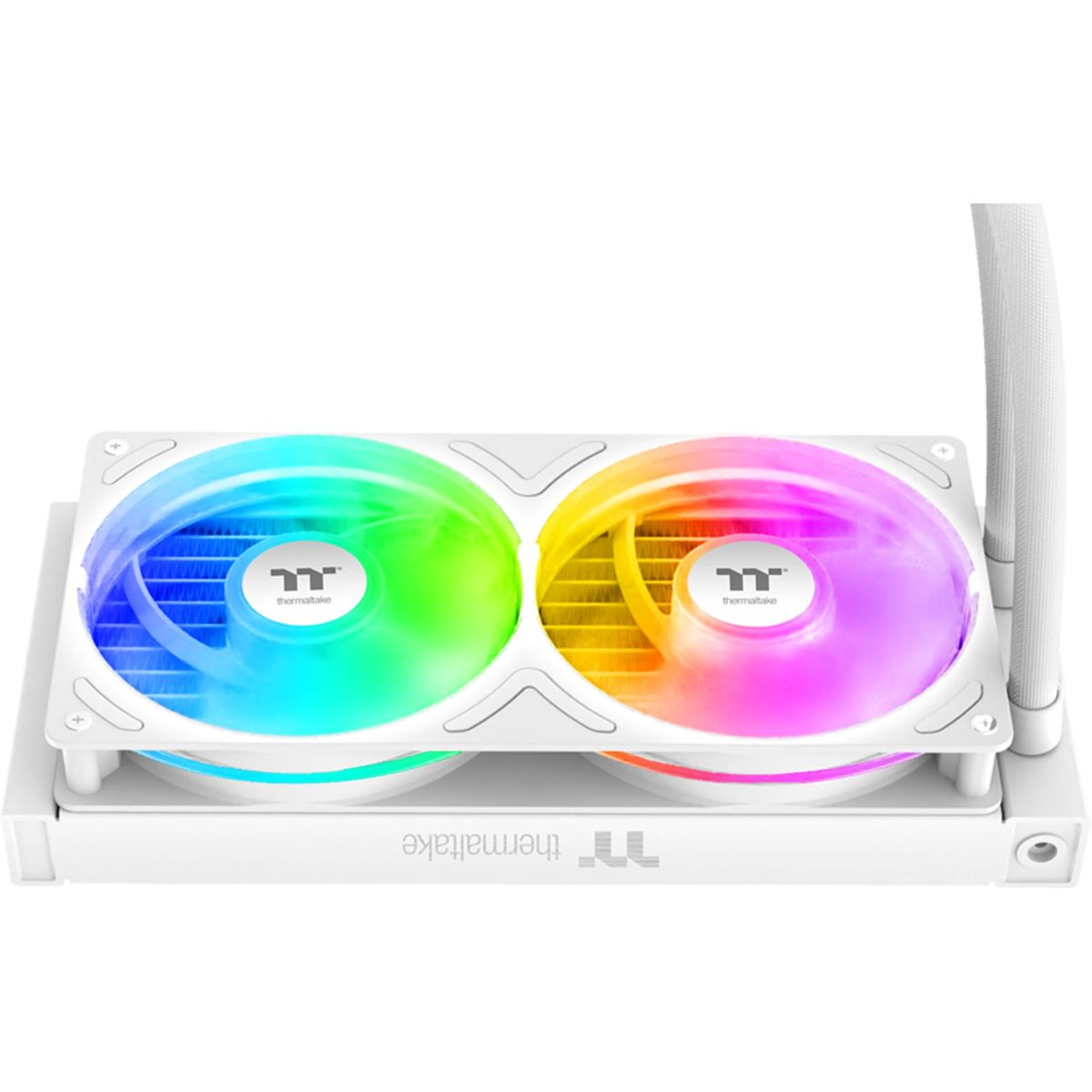 Wei<lt/>73<gt/>ler PC-K<lt/>73<gt/>hler mit zwei RGB-L<lt/>73<gt/>ftern und einem wei<lt/>73<gt/>en Schlauch.