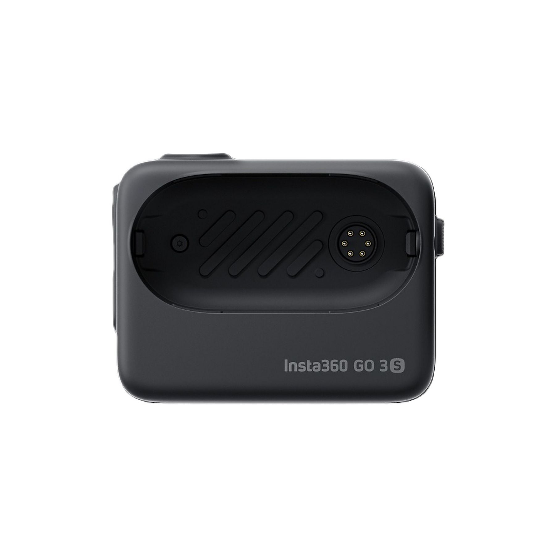 Una custodia di ricarica nera Insta360 GO 3S è mostrata dall'alto, rivelando la sua fessura aperta e i contatti di ricarica magnetici.