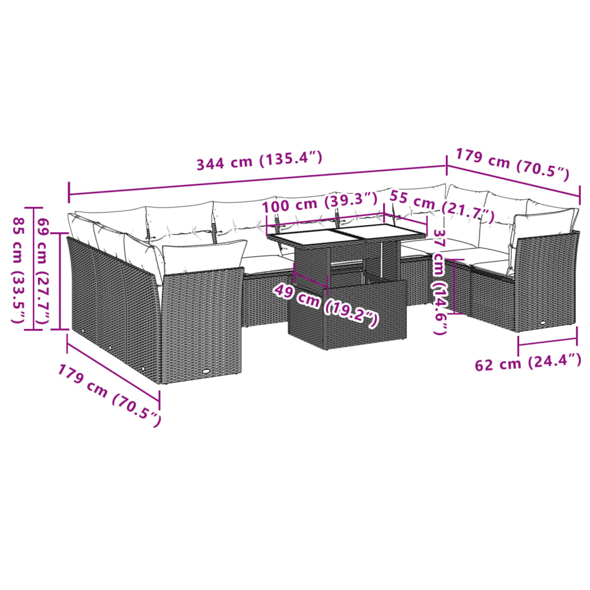 Un sofá modular de ratán con una mesa ajustable en el centro.