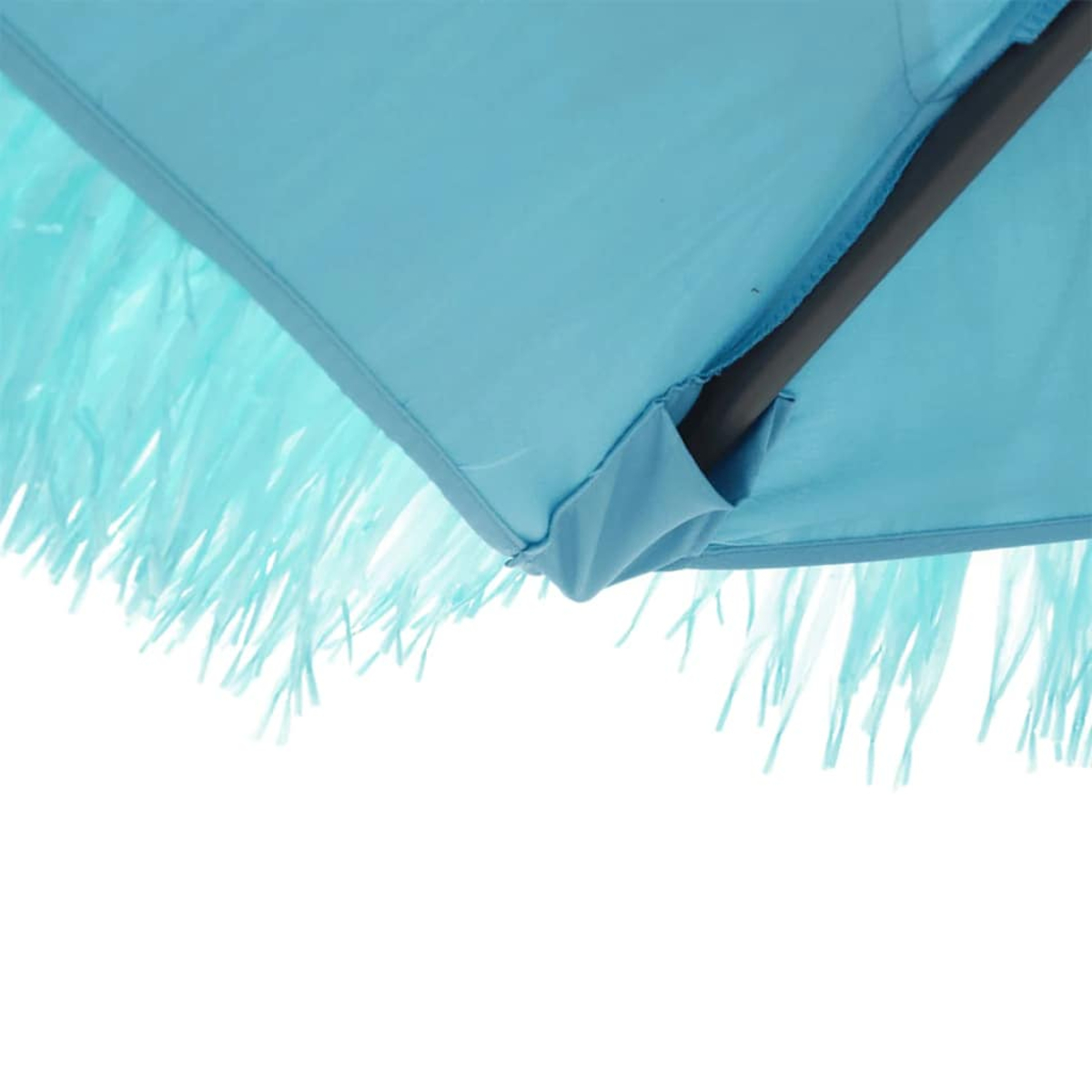 Bordo di ombrellone azzurro con frange e un palo scuro.