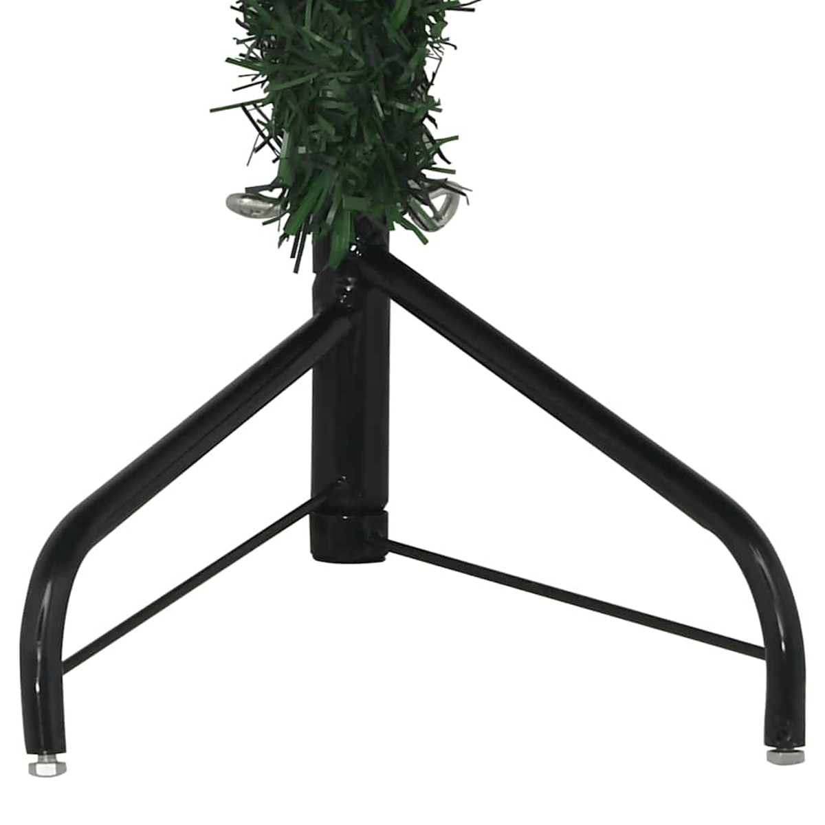 Ein schwarzer Weihnachtsbaumständer aus Metall mit grünen Kunstzweigen oben.