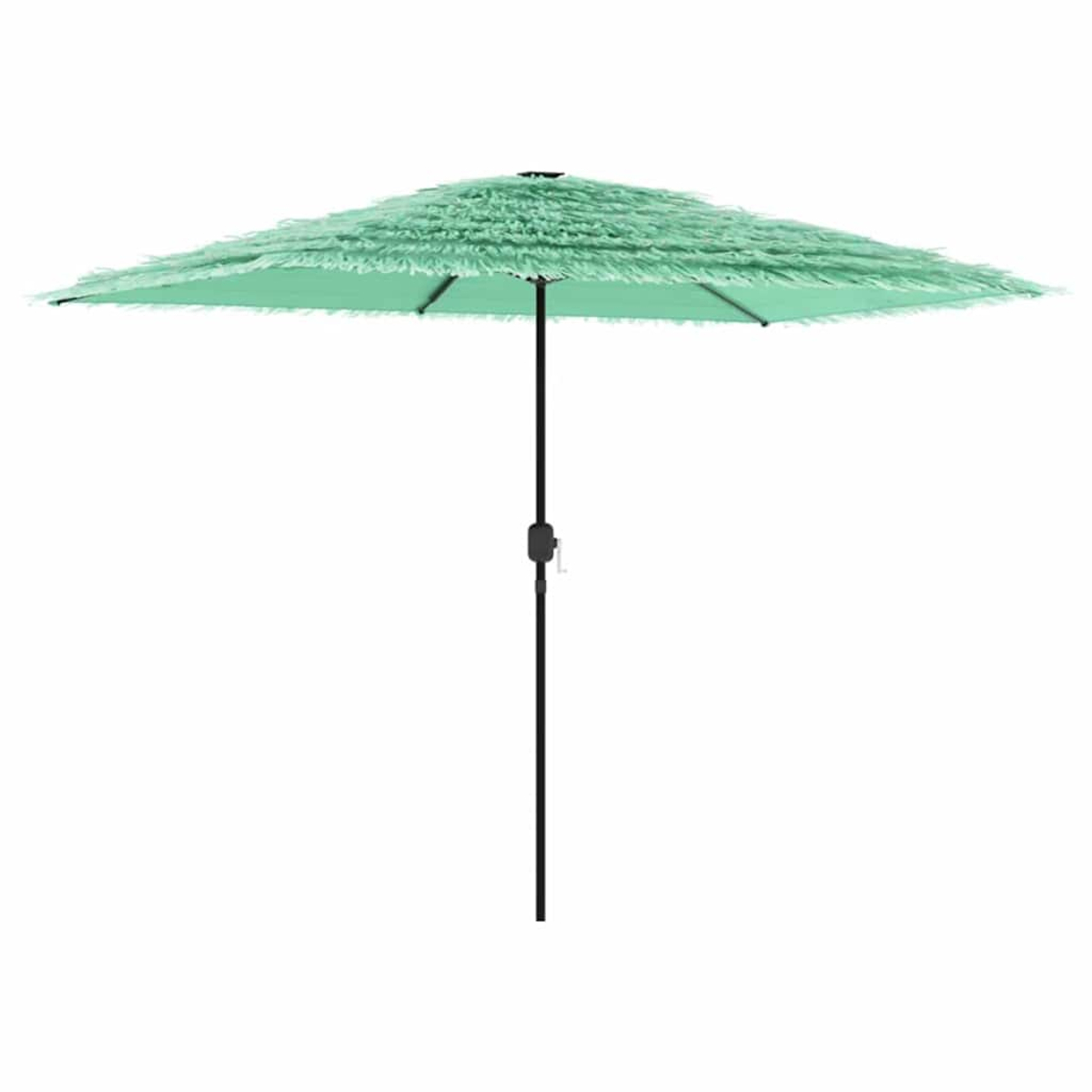 Un ombrellone verde chiaro con frange, su sfondo bianco.
