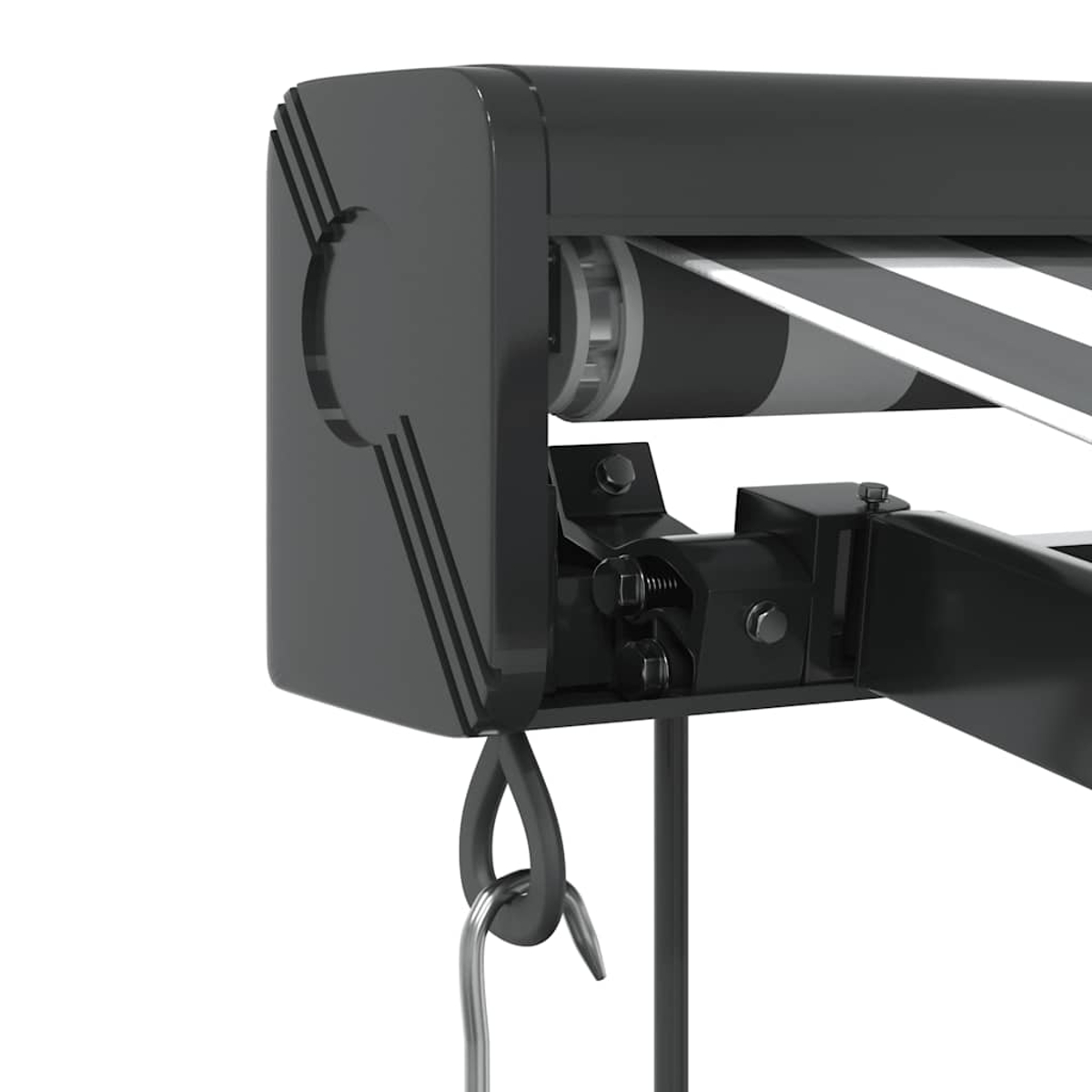 Primo piano di un meccanismo di tenda da sole scuro con ganci argentati e tessuto a strisce.
