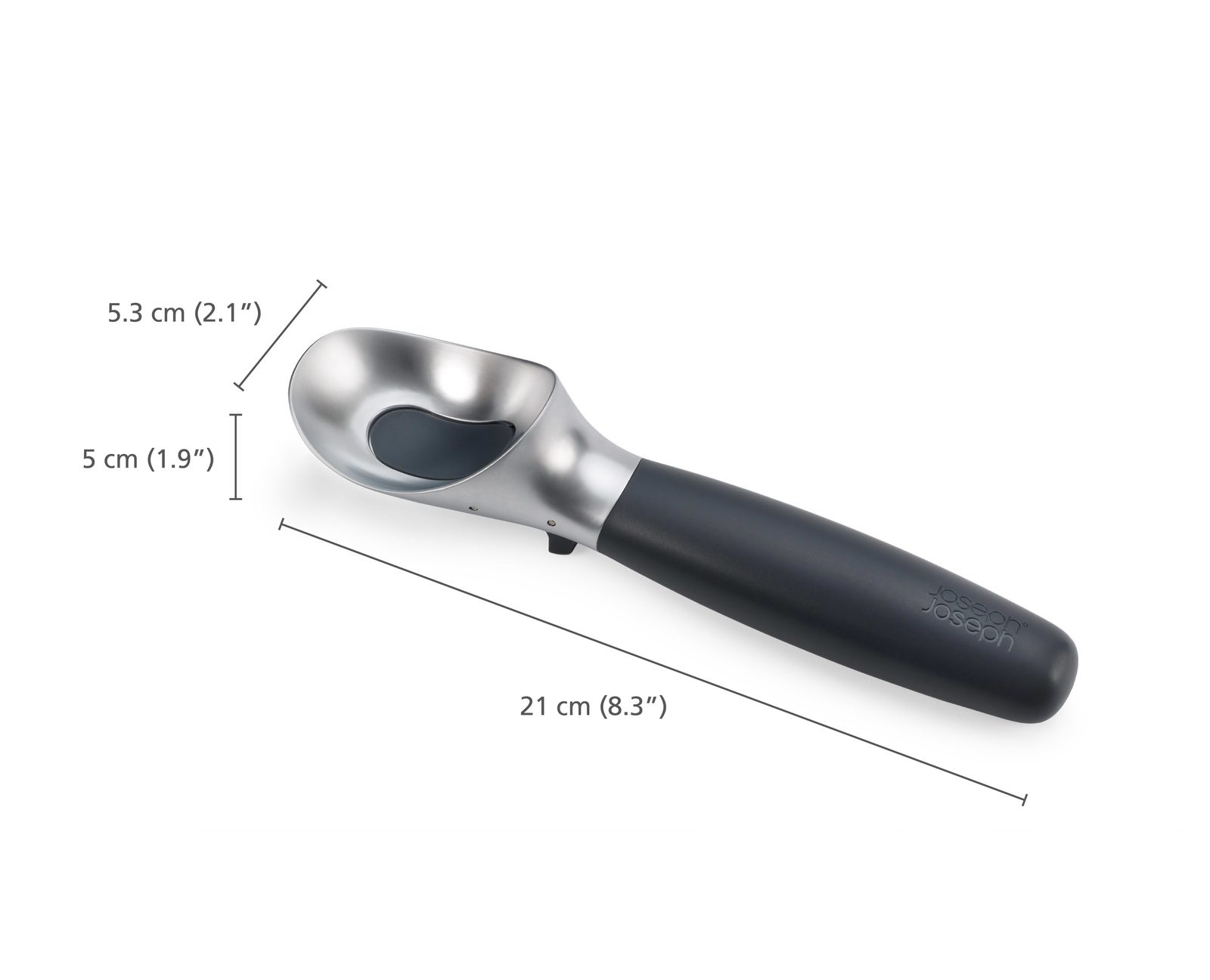 Un misurino per gelato argento e nero con dimensioni.