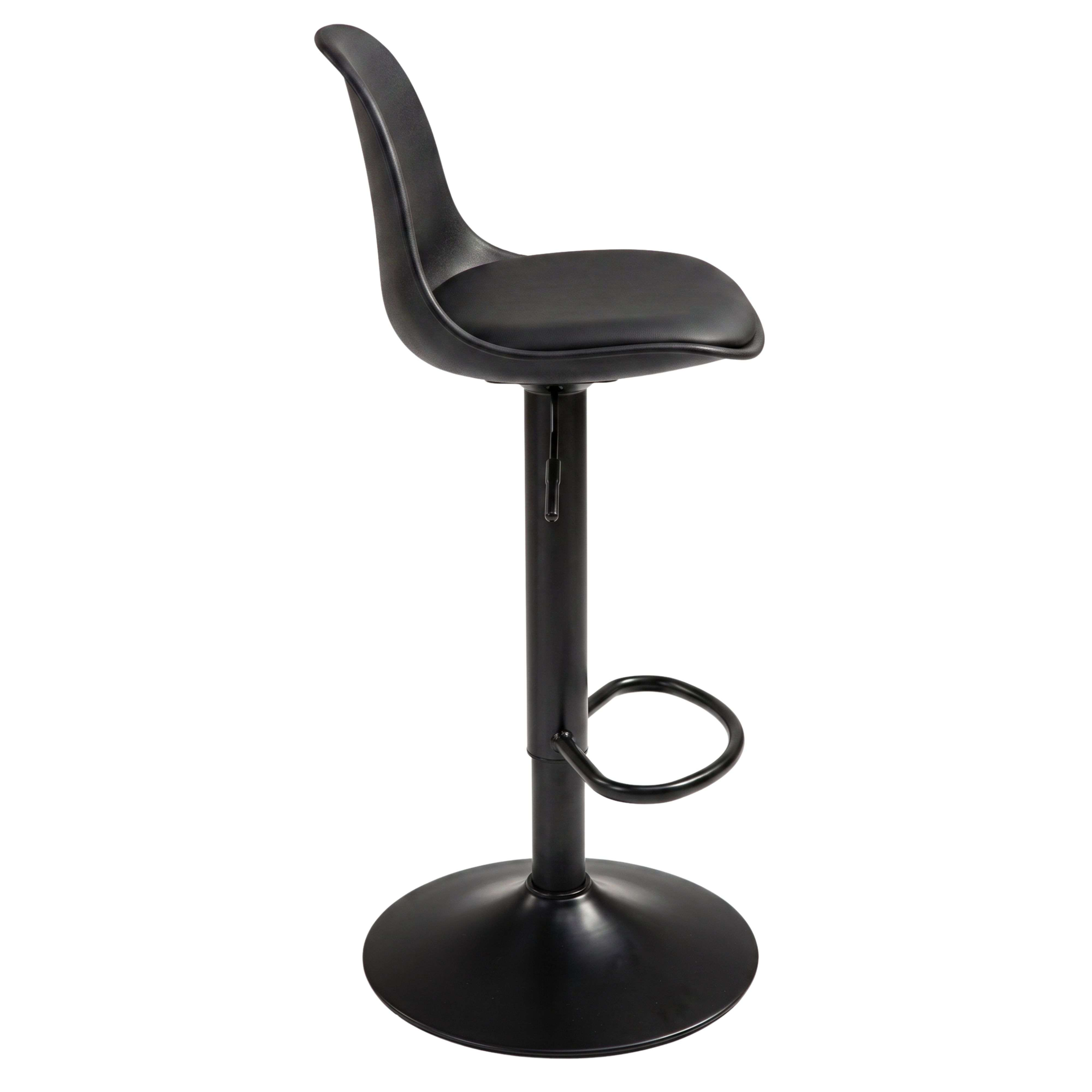 Un taburete de bar negro con poste de altura regulable y reposapiés.
