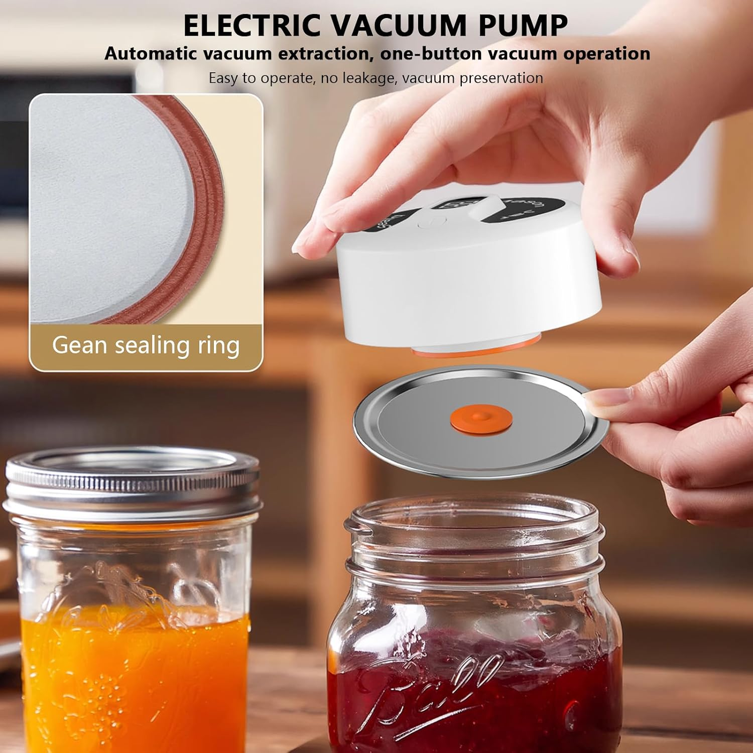 Elektrische Vakuumpumpe mit Glasbehältern, eine Hand hält die Pumpe, die andere die Deckel.