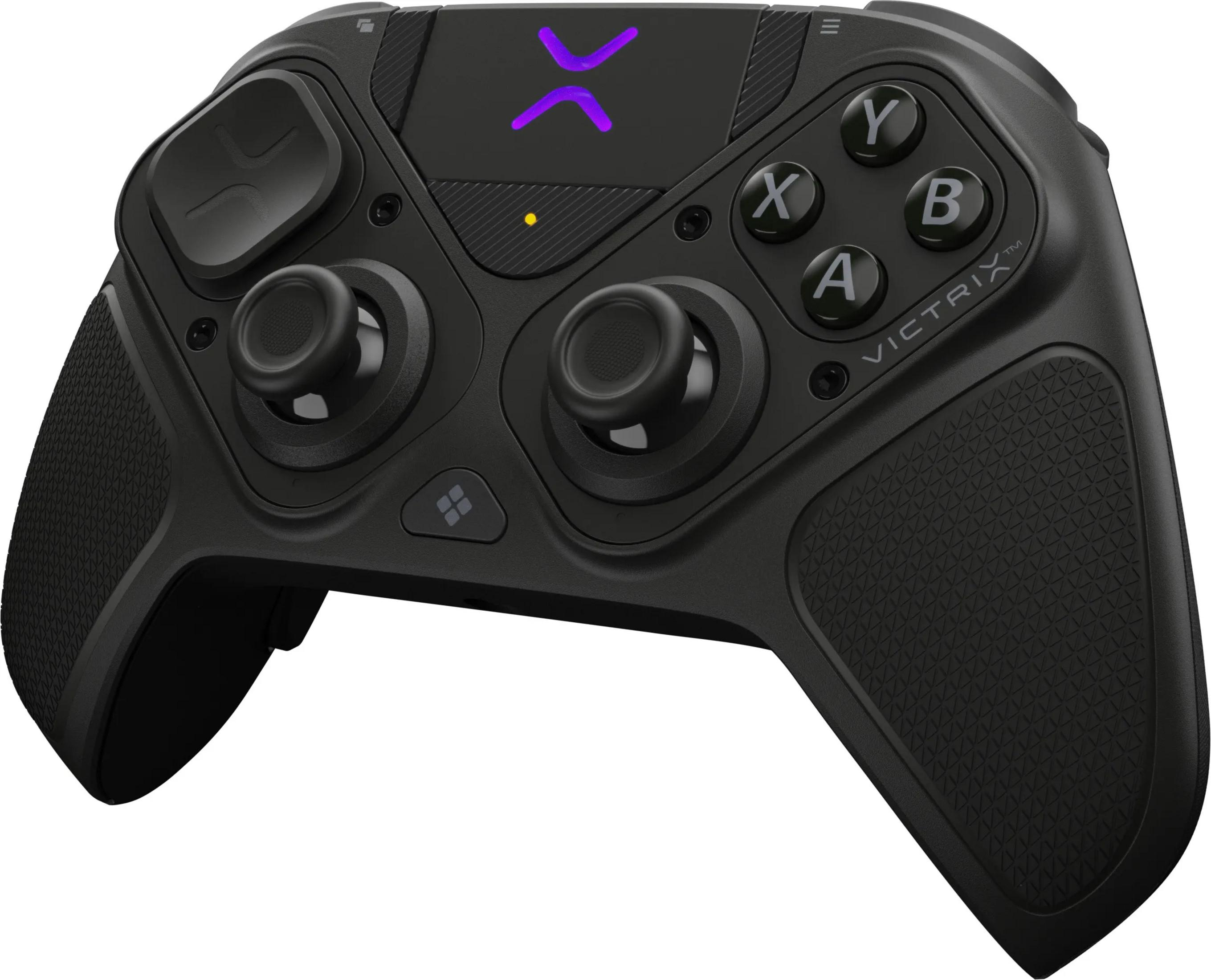 Schwarzer Gaming-Controller mit lila X-Symbol und zwei Joysticks.
