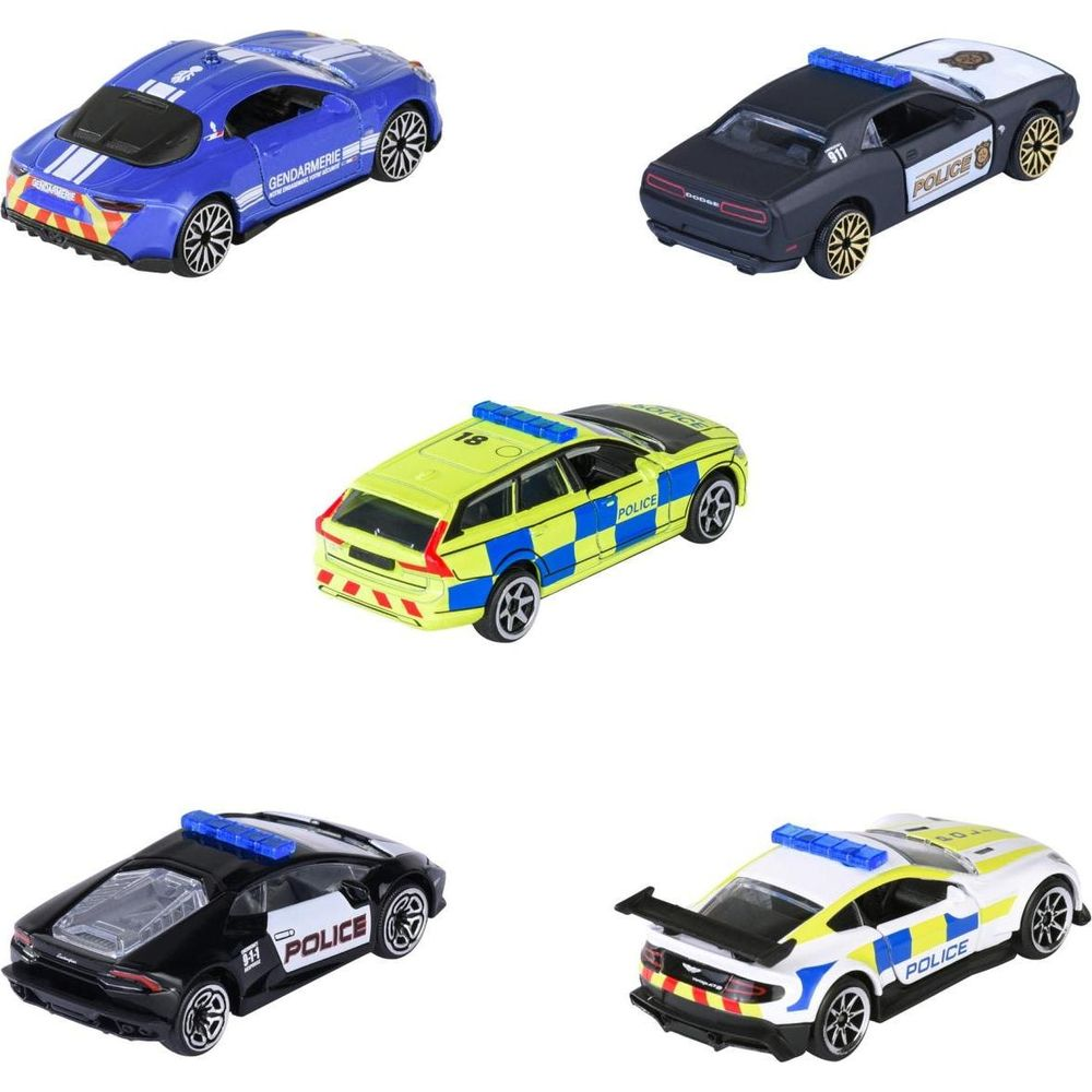Fünf Polizeiauto-Spielzeuge: blaues französisches Gendarmerie, schwarzer Dodge, gelber Kombi, schwarzer Sportwagen, weißer Aston Martin.