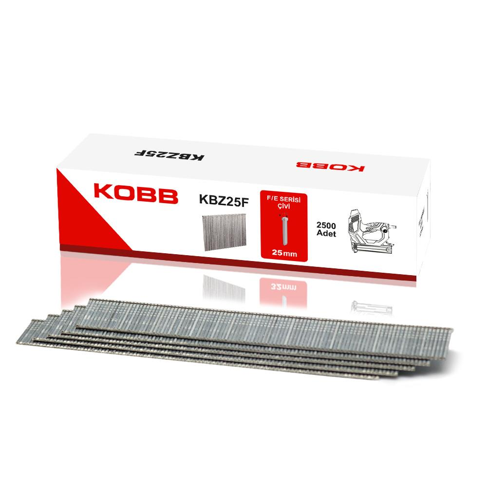KOBB KBZ25F çivi kutusu, 2500 adet 25mm, yanında birkaç sıra çivi dizilmiş.