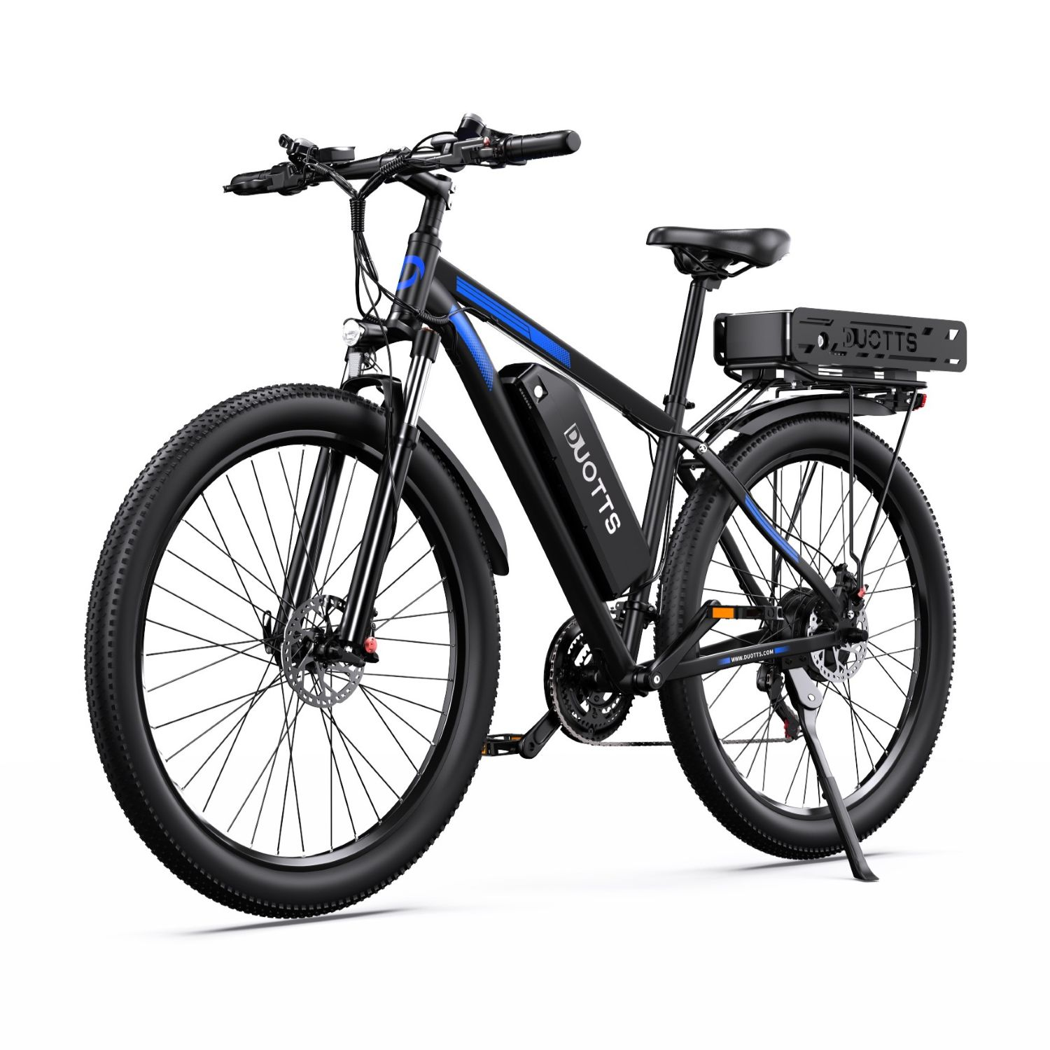 Bicicleta eléctrica negra con detalles azules, llantas anchas y portabultos.