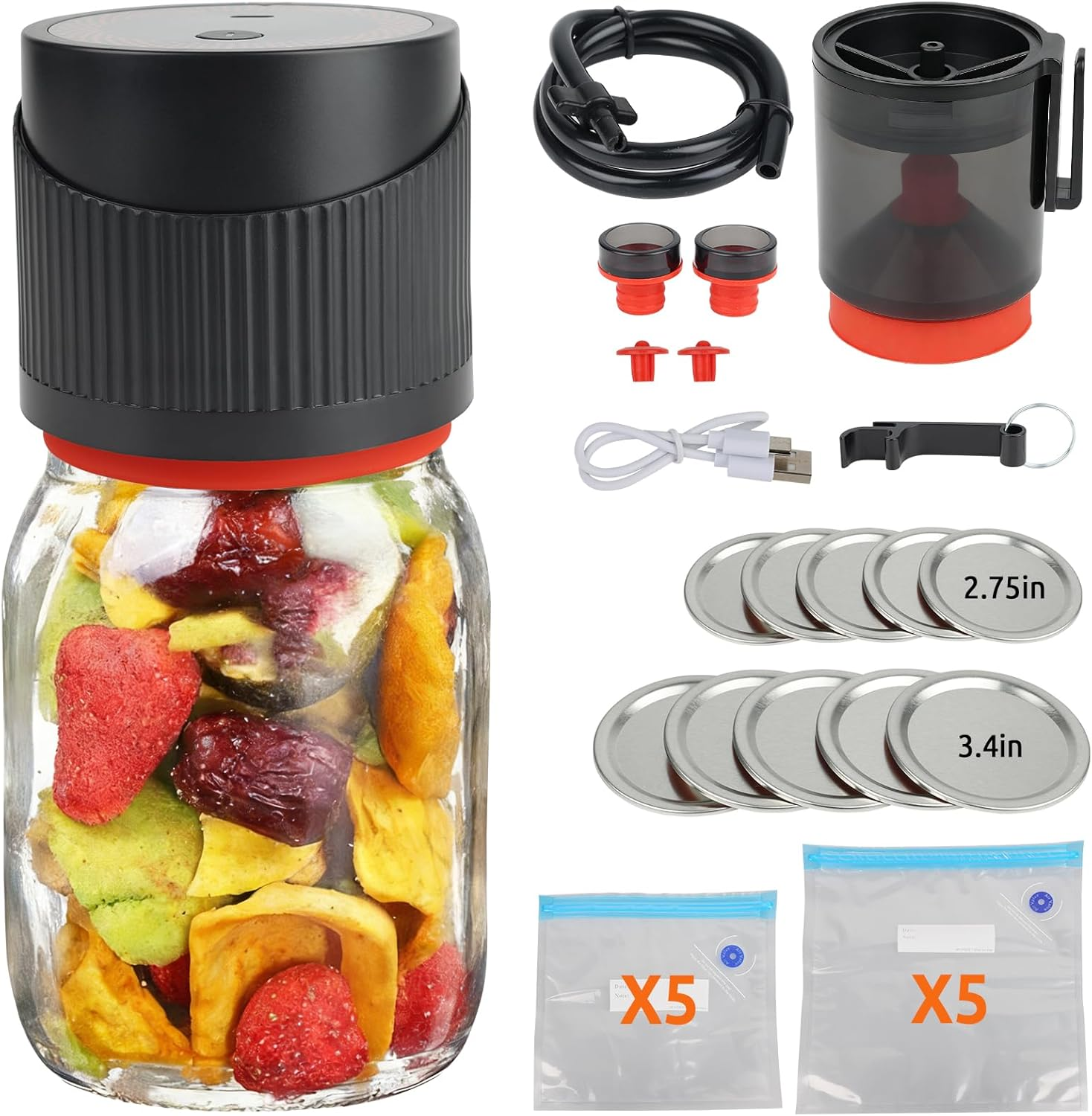 Ein Glas mit Trockenfrüchten, Vakuumiergerät, Schläuche, Deckel und Beutel.