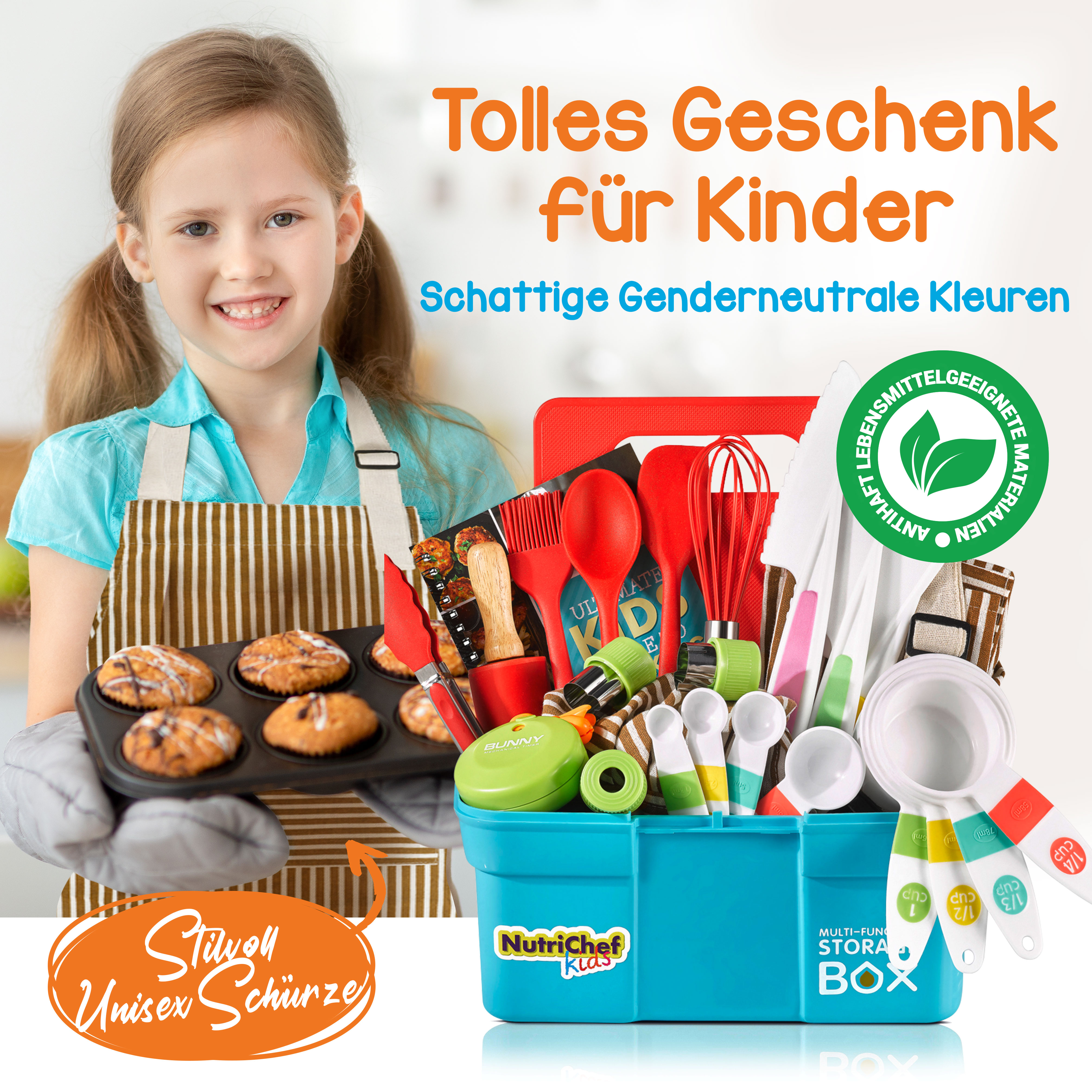Ein Mädchen hält eine Muffinform mit Muffins. Daneben liegt eine bunte Kochbox mit Zubehör.