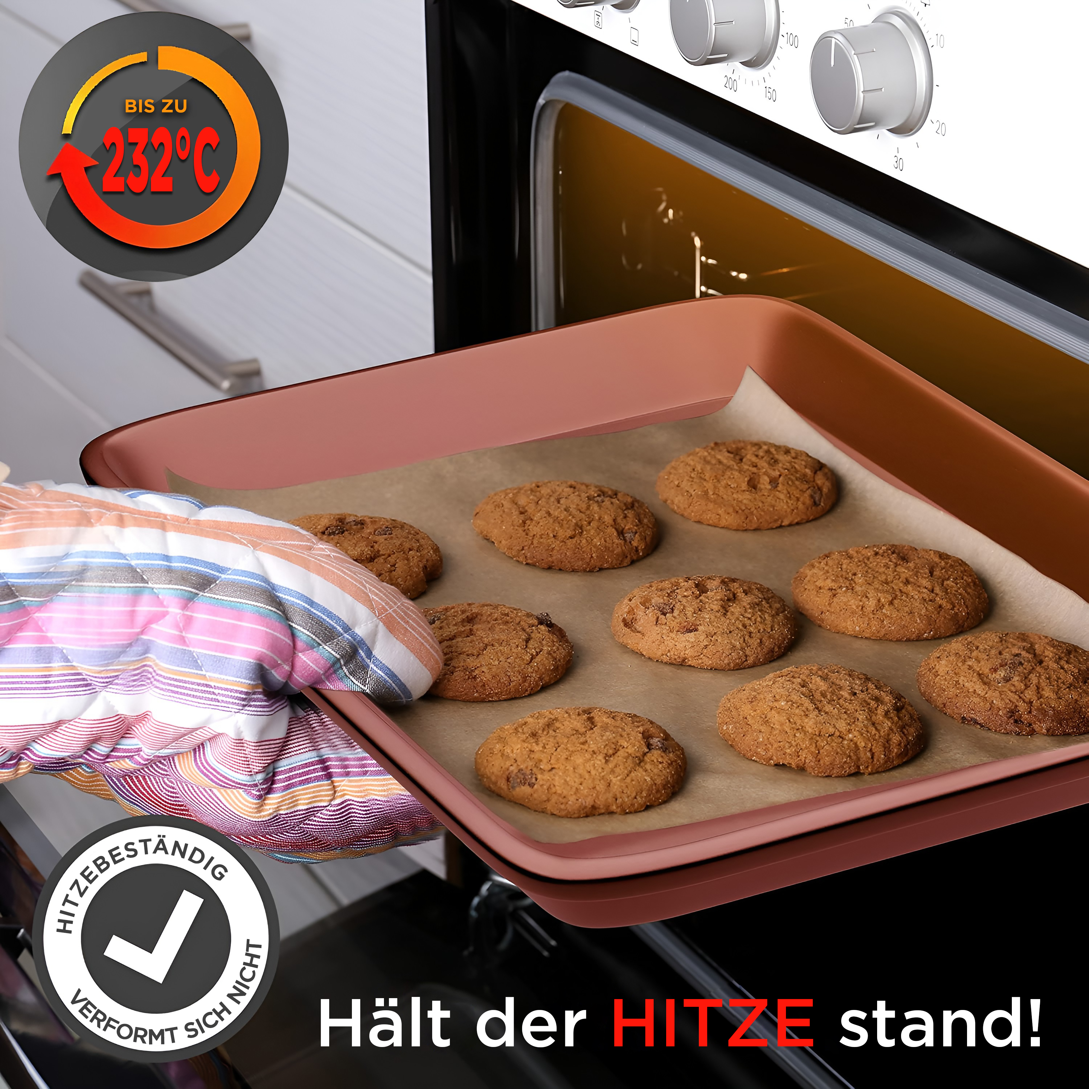 Ofenblech mit Keksen, hitzebeständig bis 232°C.