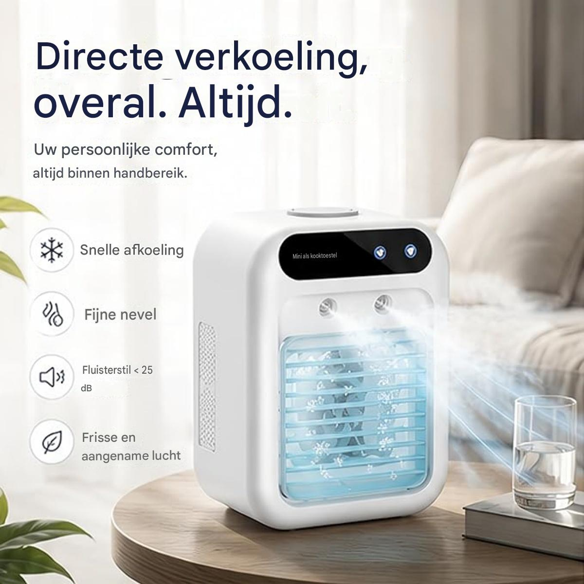 Ein weißer tragbarer Klimaanlagenlüfter mit blauer Lüfterabdeckung und Nebel sprüht.