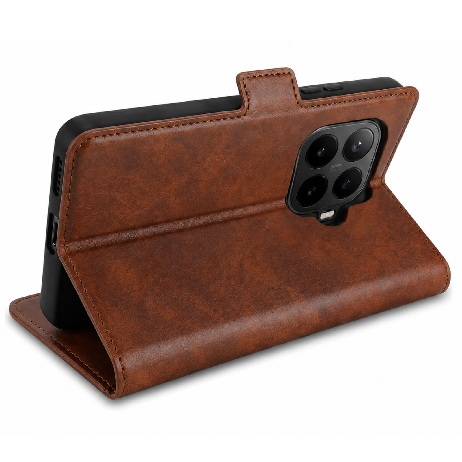 Braune Ledertasche für ein Smartphone, Rückseite mit vier Kameras.